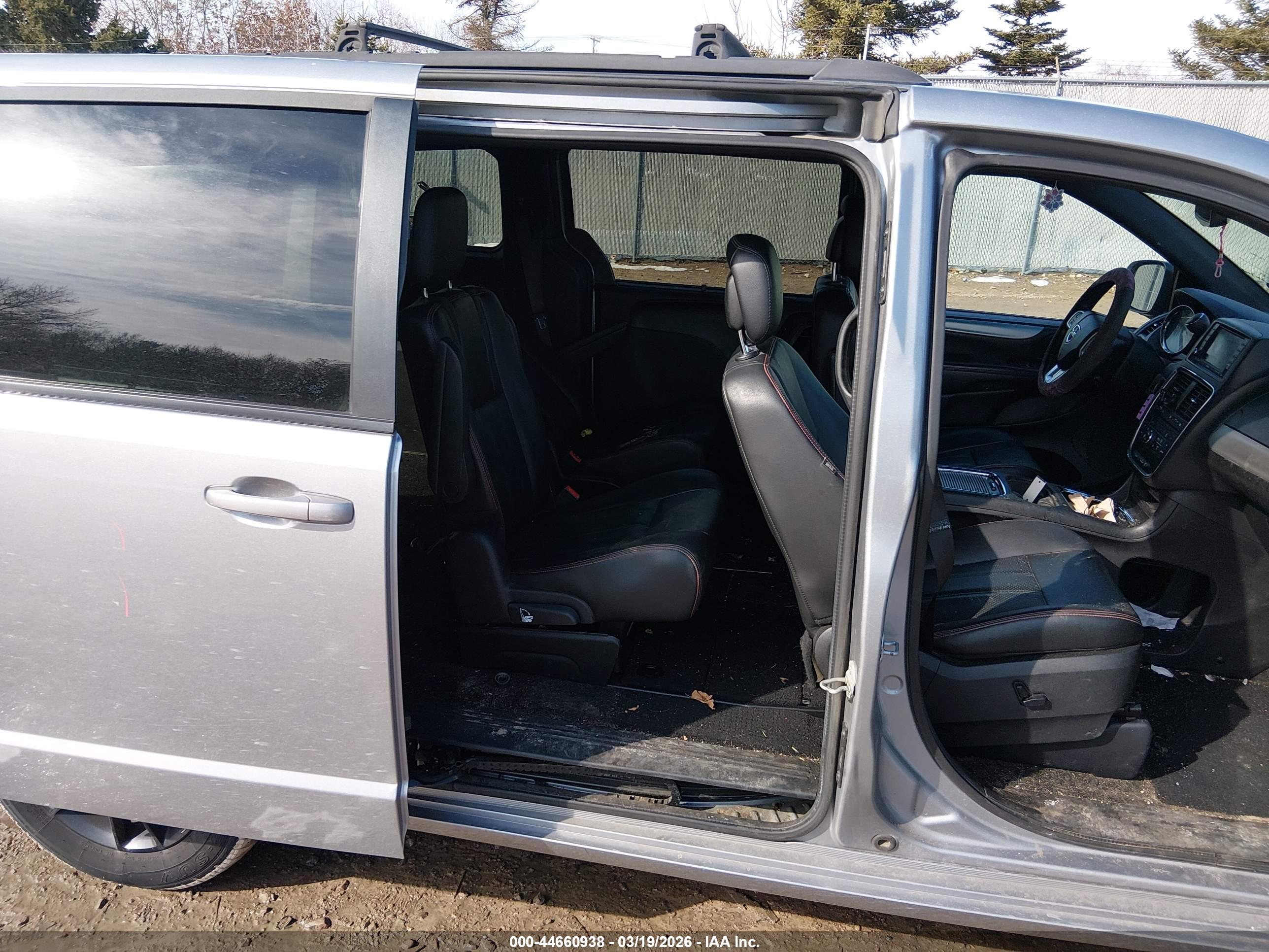 DODGE GRAND image 8