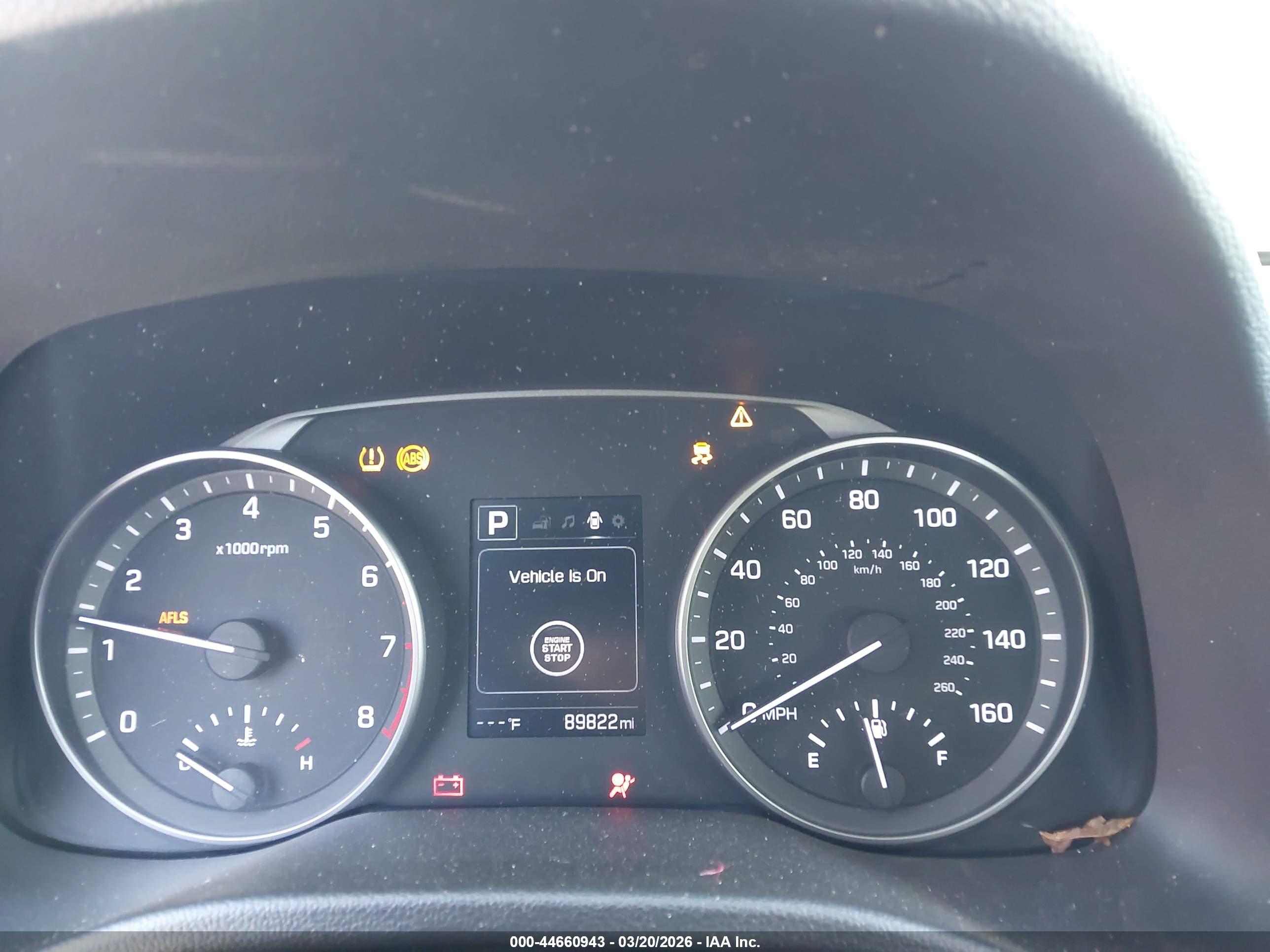 HYUNDAI ELANTRA image 7