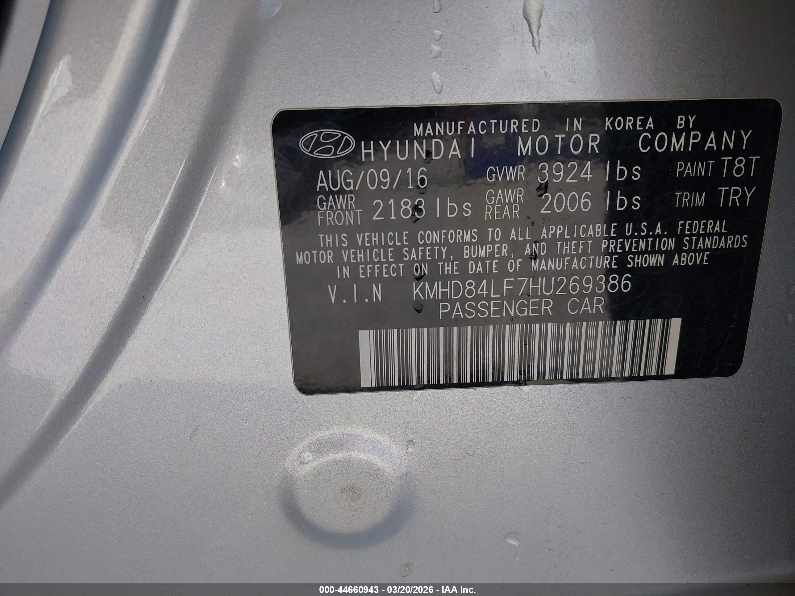HYUNDAI ELANTRA image 9