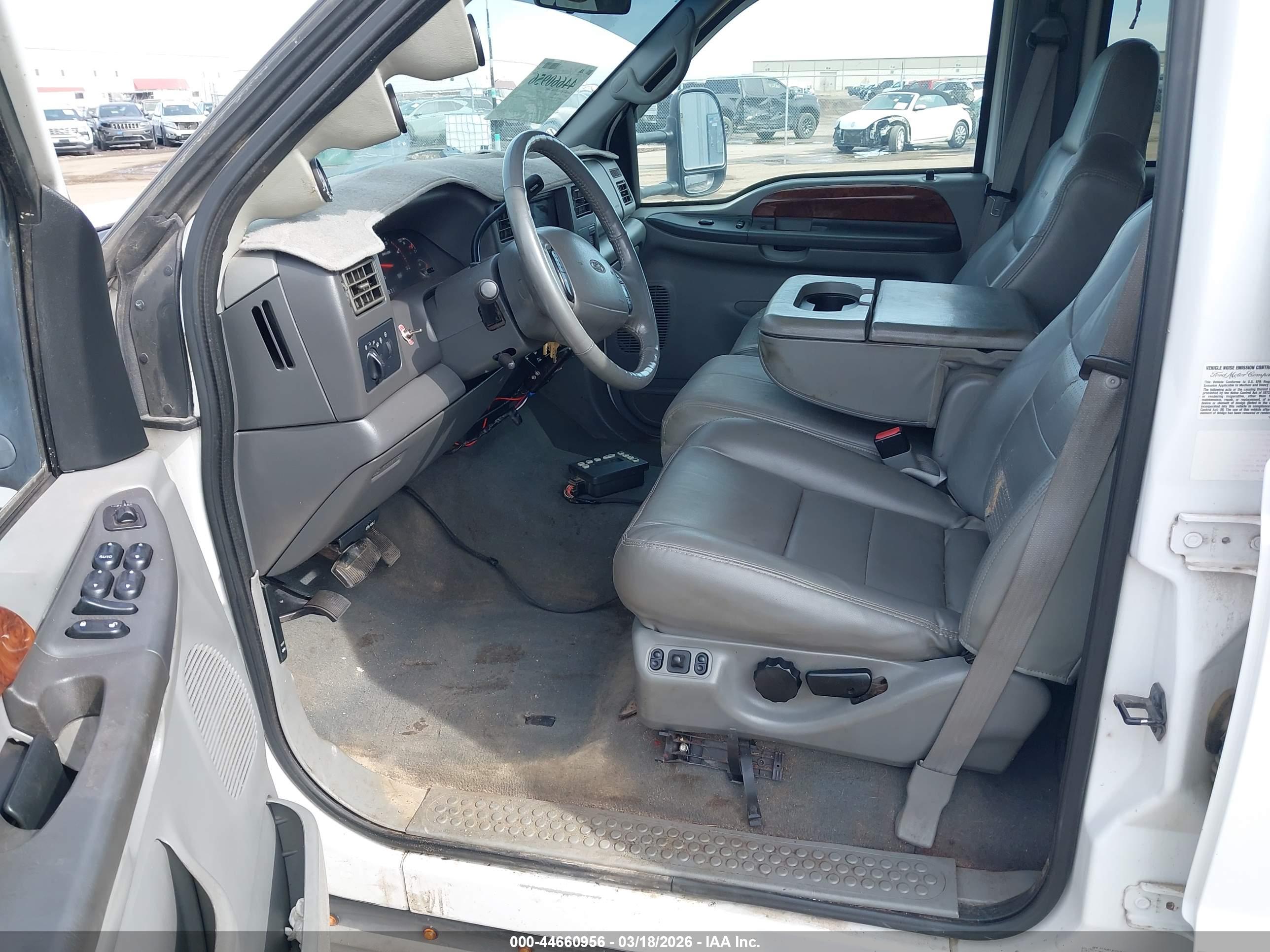 FORD F-350 image 7