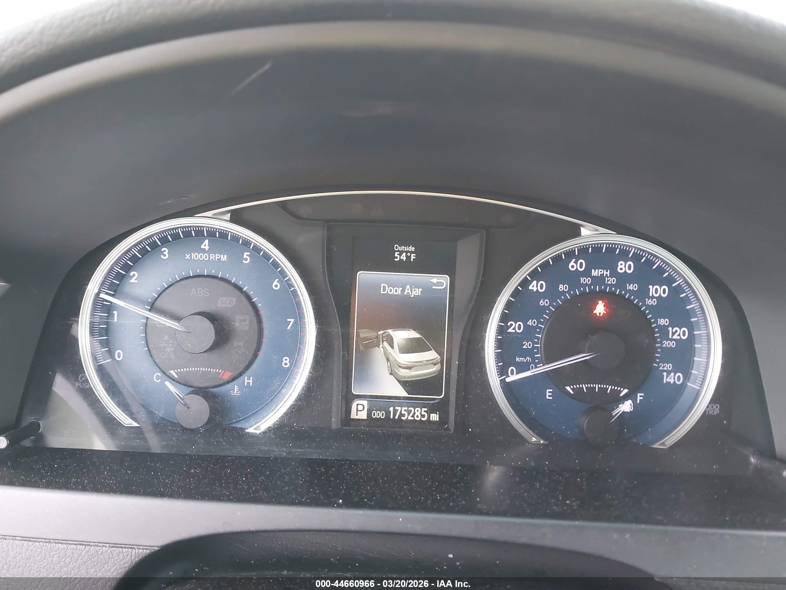 TOYOTA CAMRY image 7