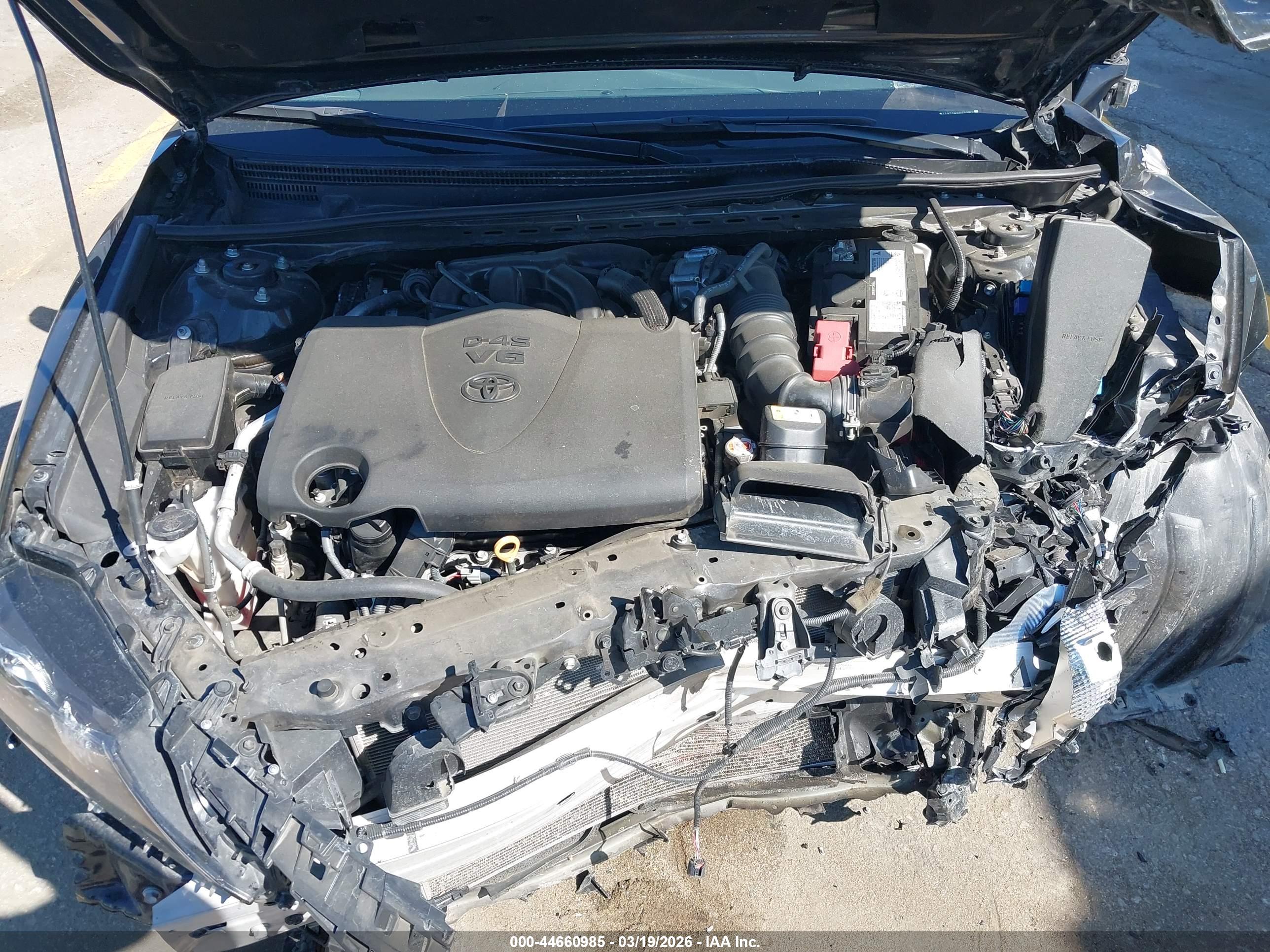 TOYOTA CAMRY image 10