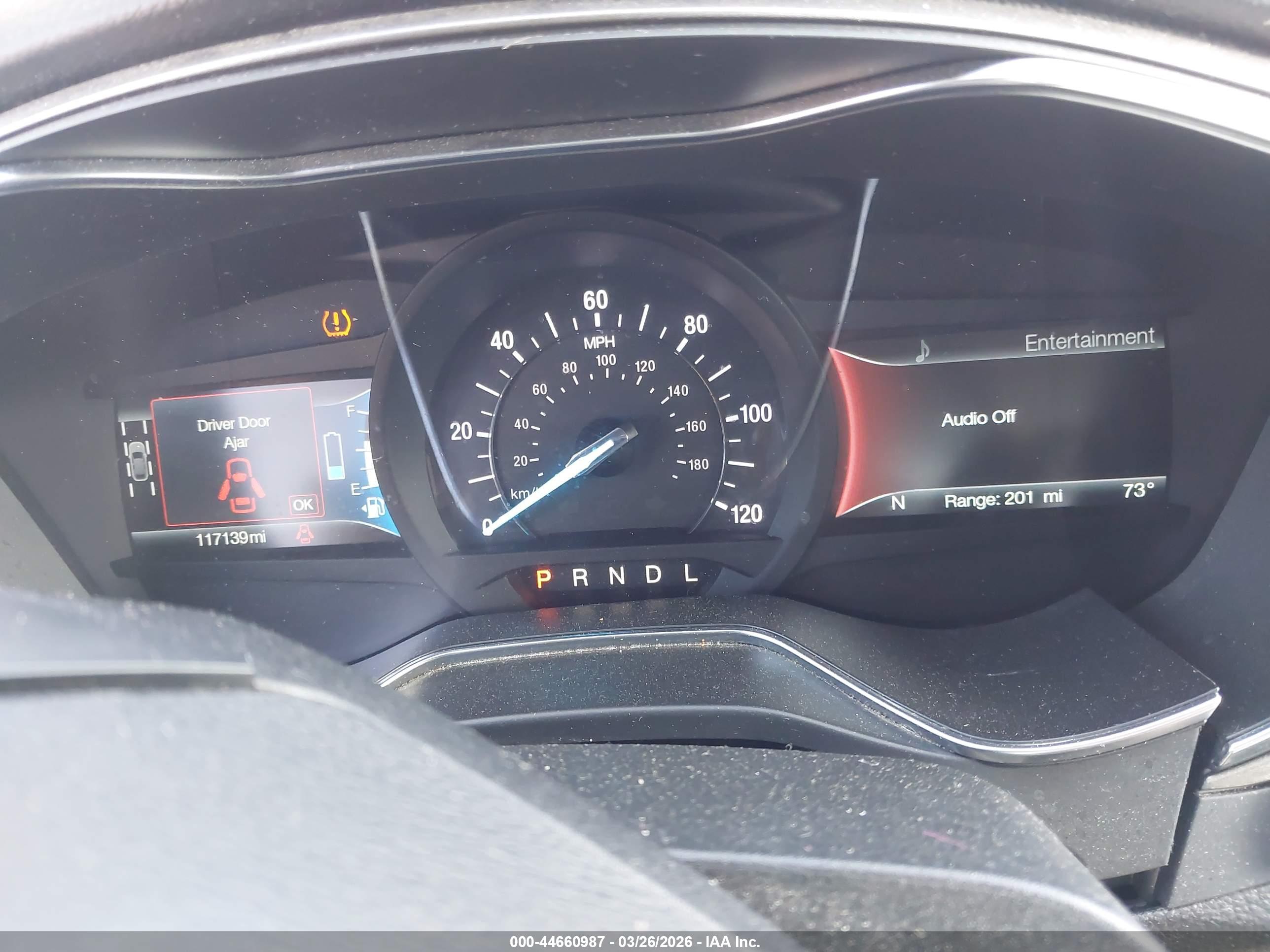 FORD FUSION image 7