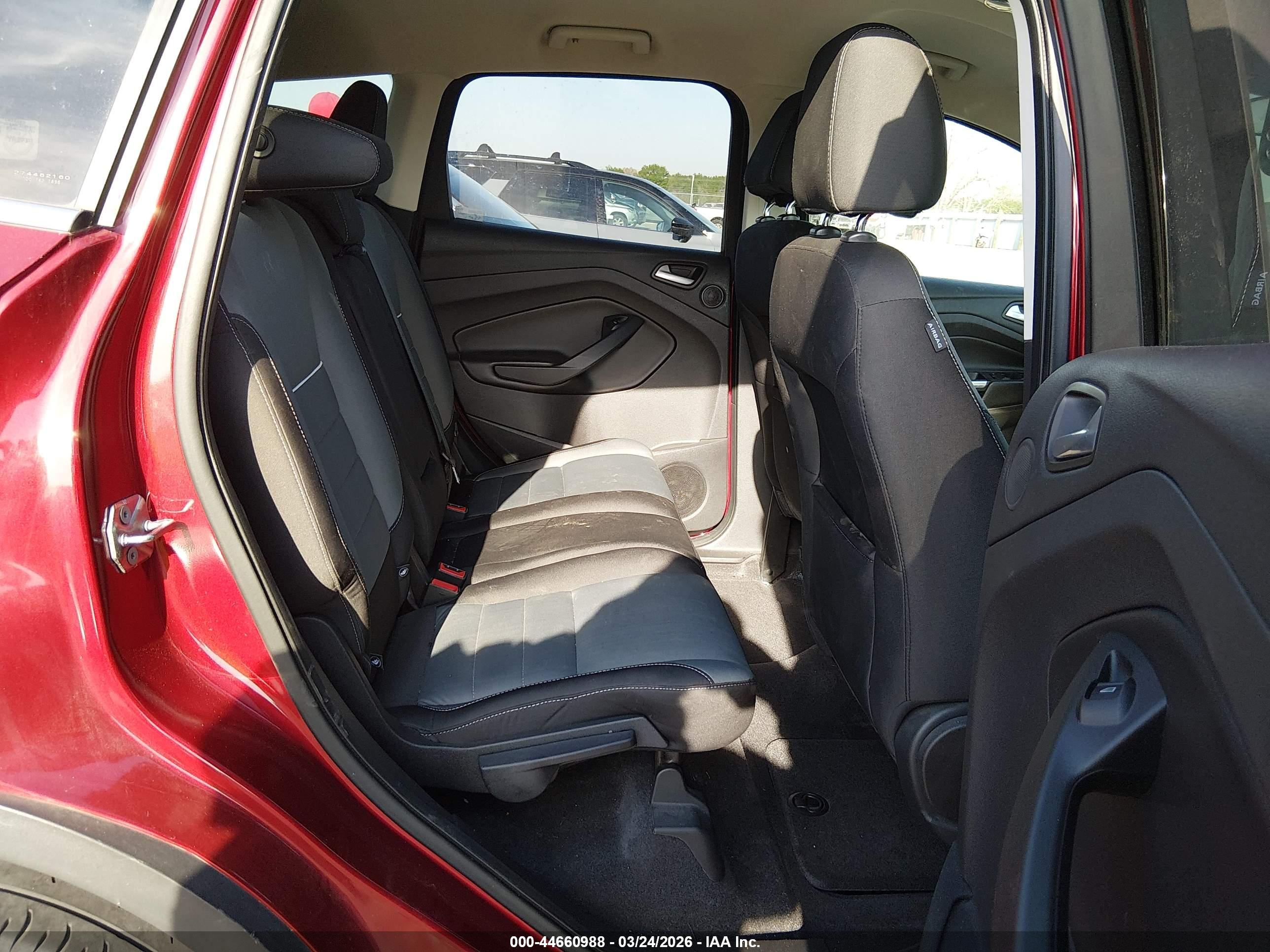 FORD ESCAPE image 8