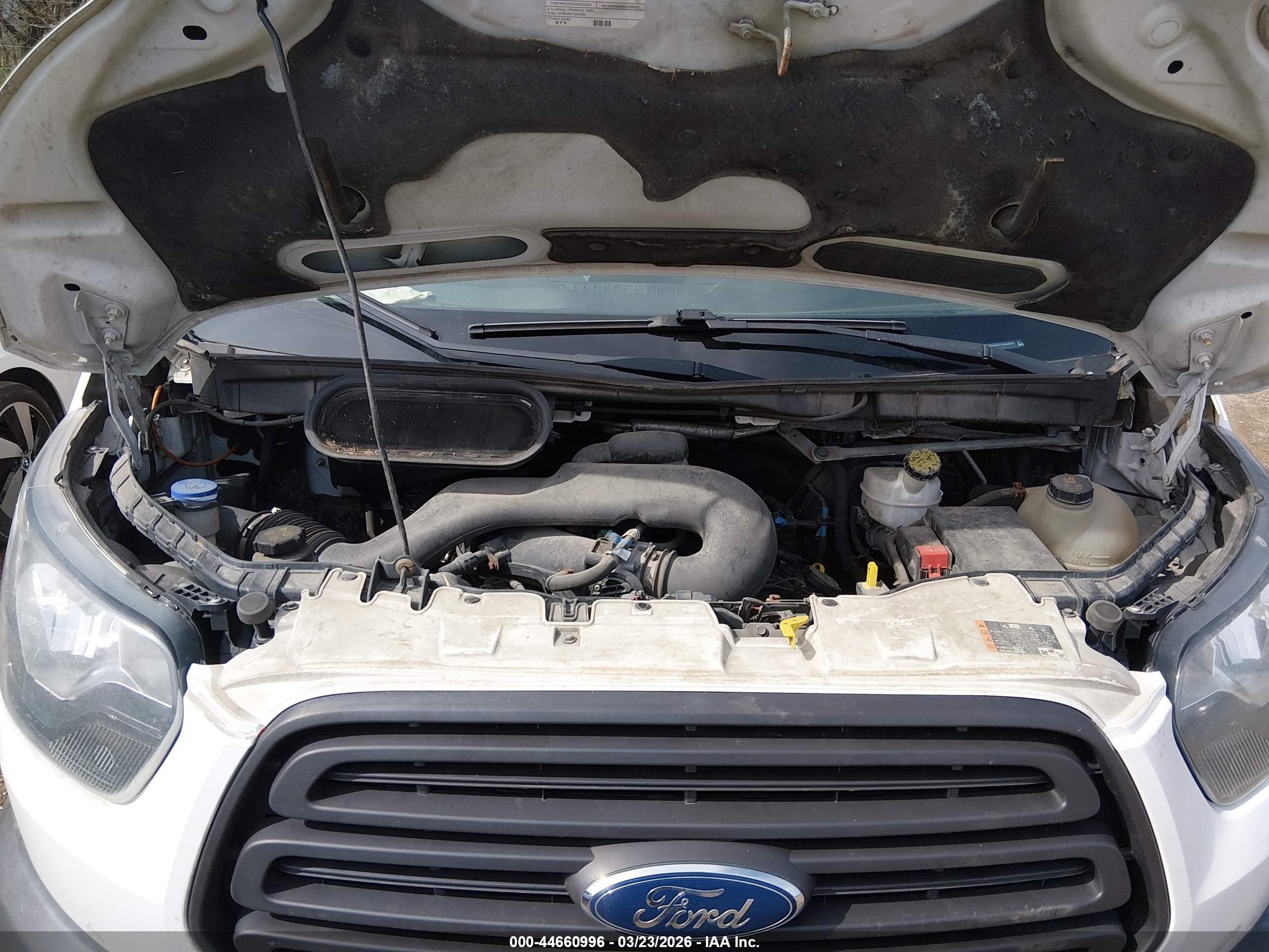 FORD TRANSIT-350 image 10