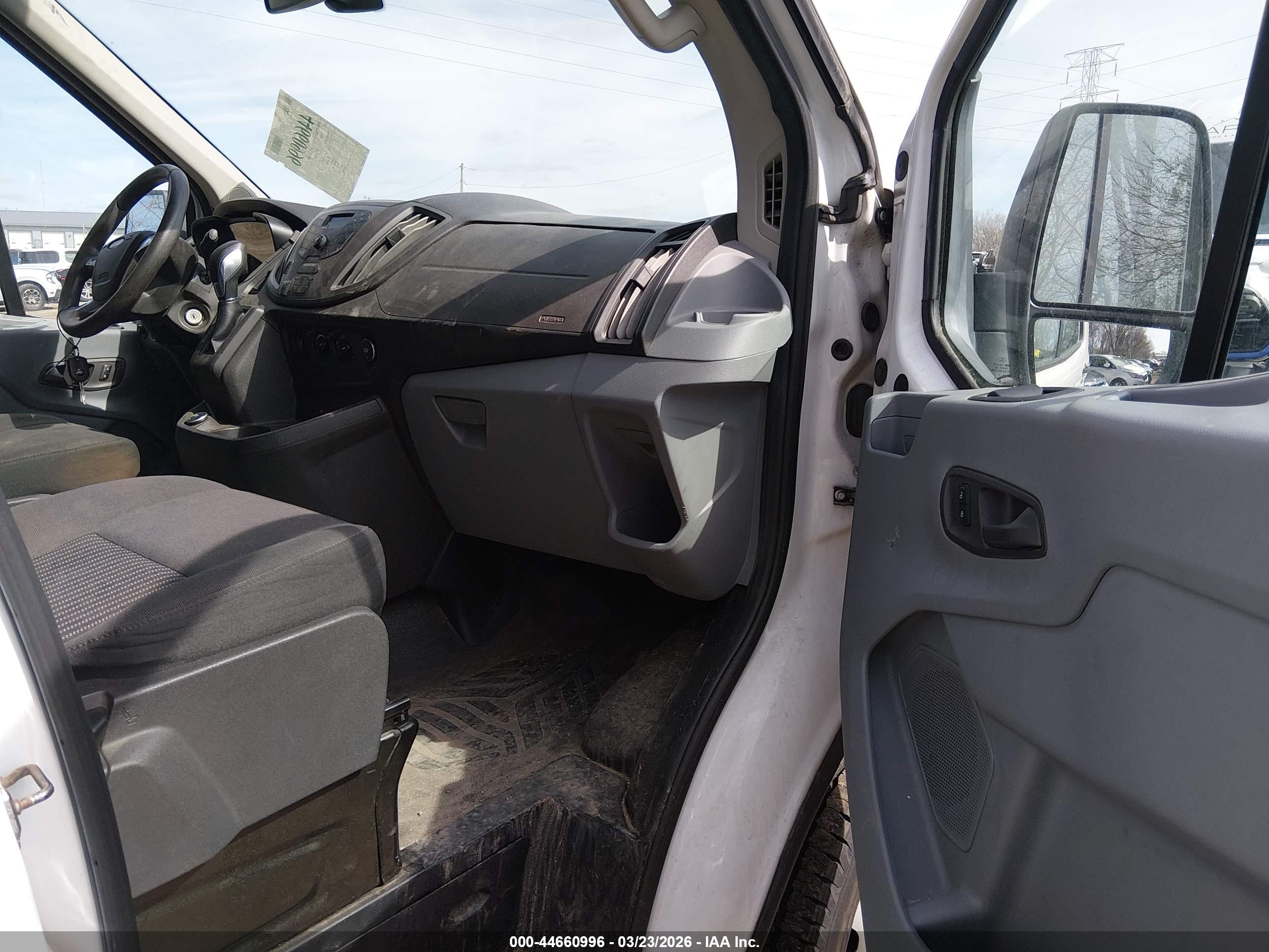 FORD TRANSIT-350 image 5
