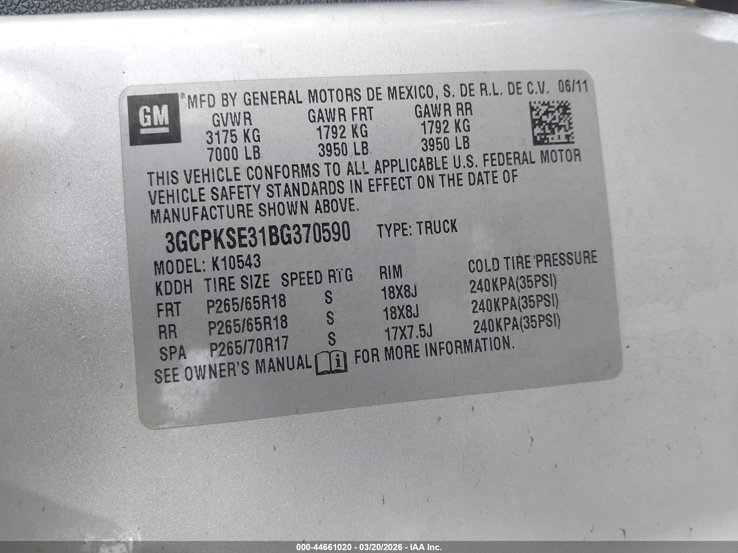CHEVROLET SILVERADO image 9