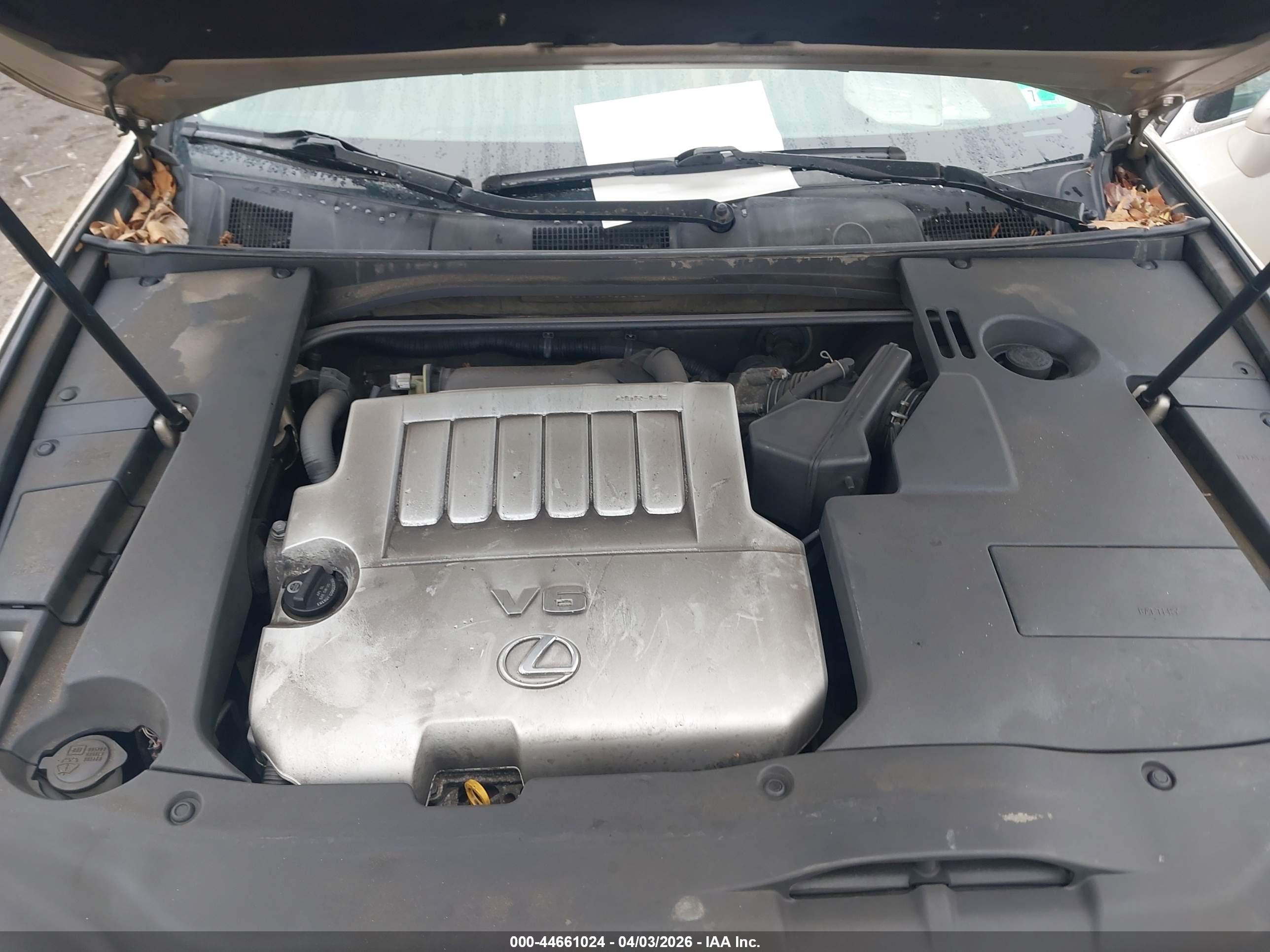 LEXUS ES image 10