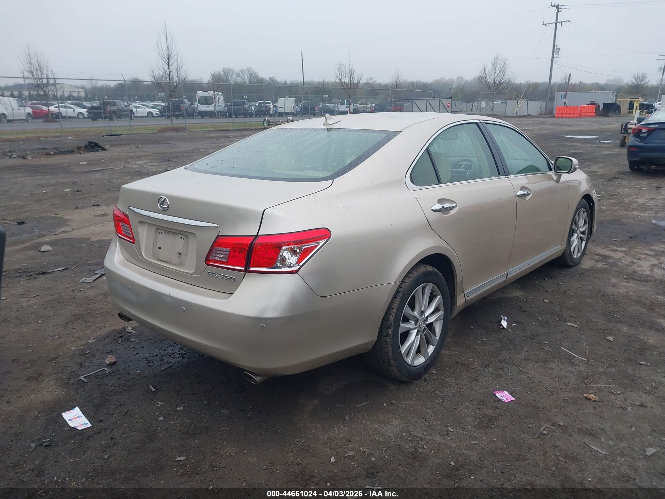 LEXUS ES image 4