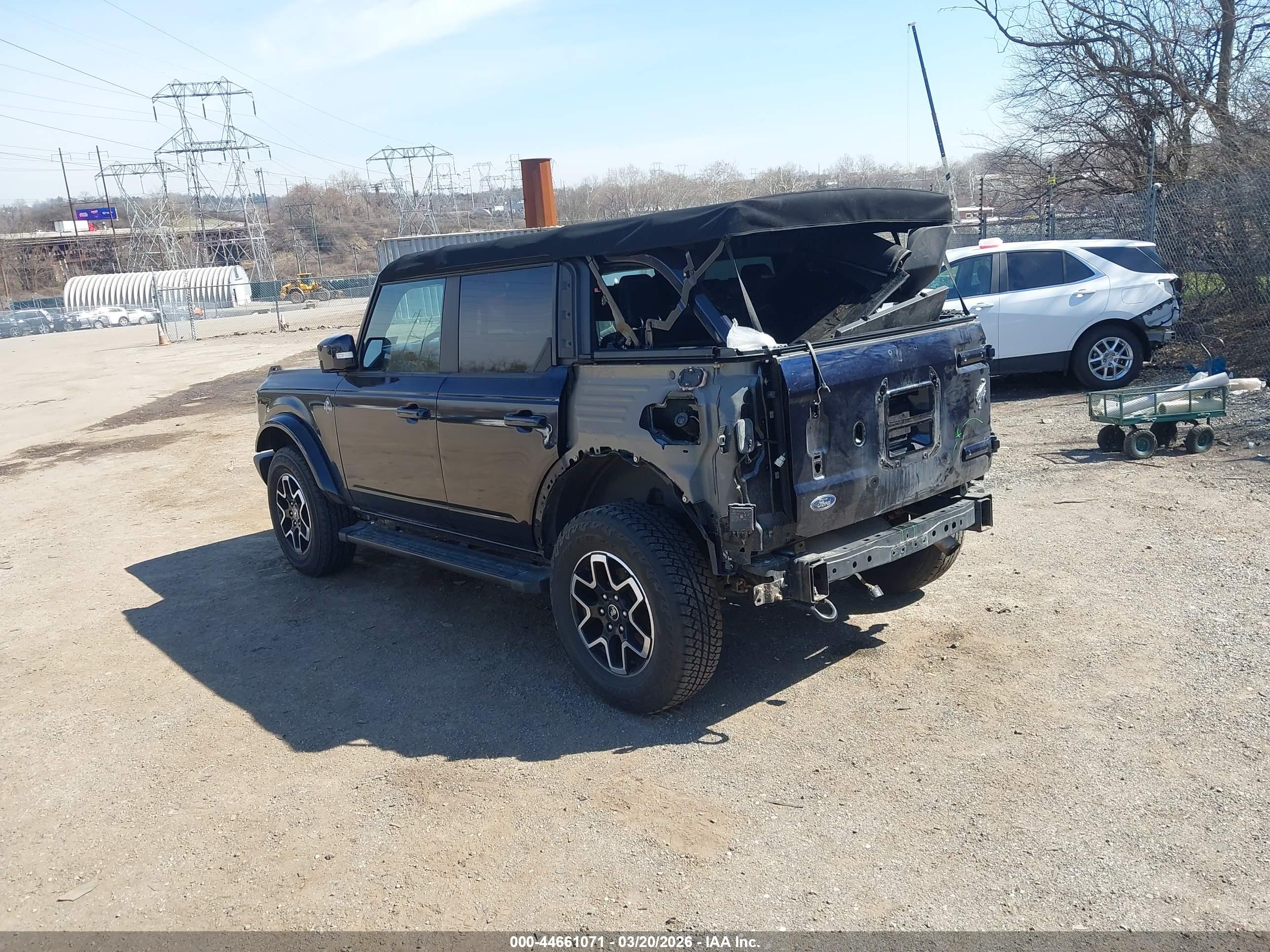 FORD BRONCO image 3