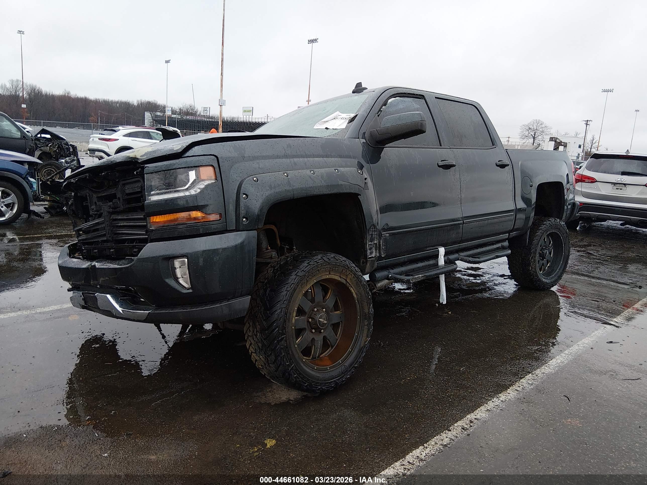 CHEVROLET SILVERADO image 2