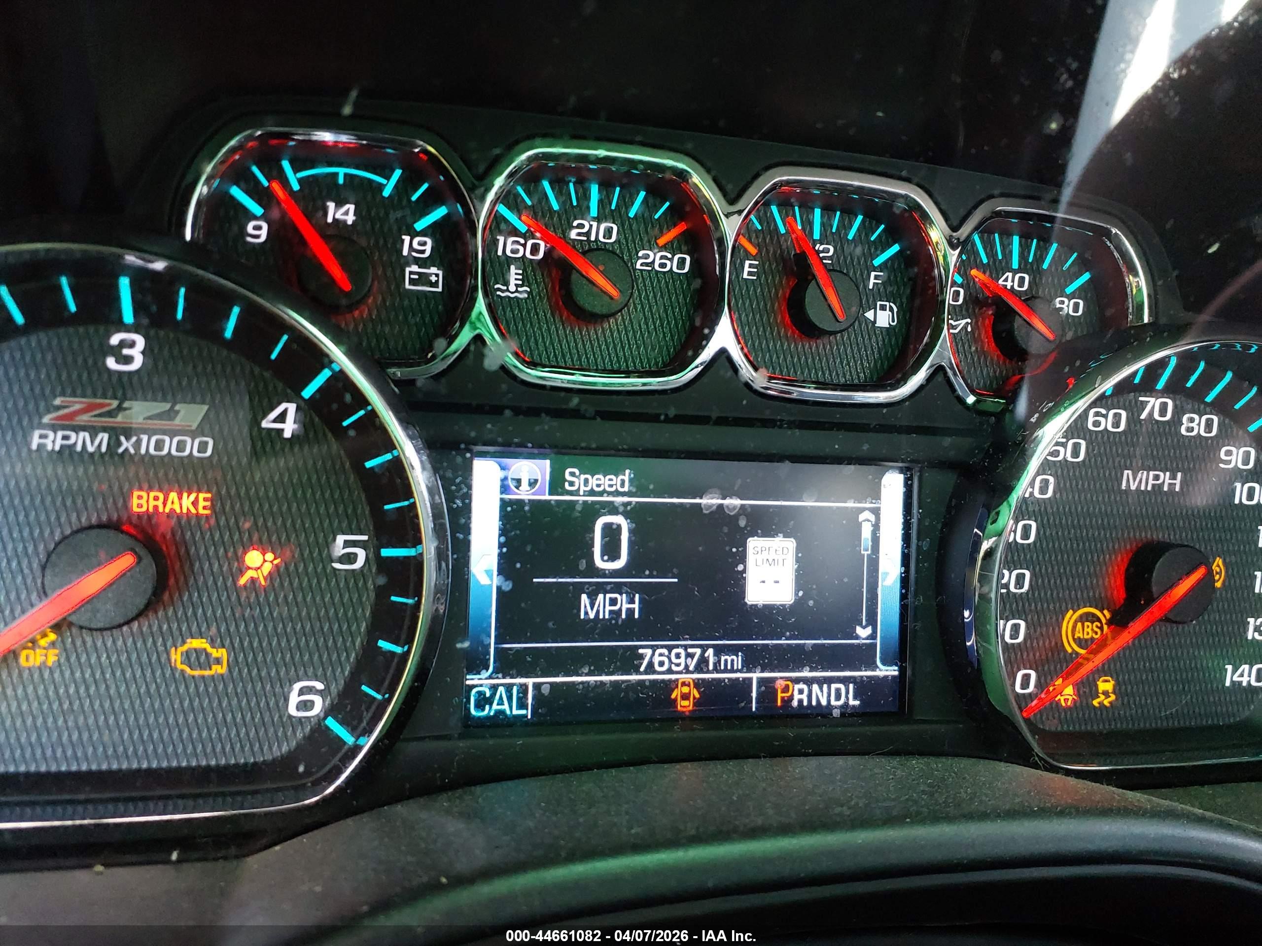 CHEVROLET SILVERADO image 7