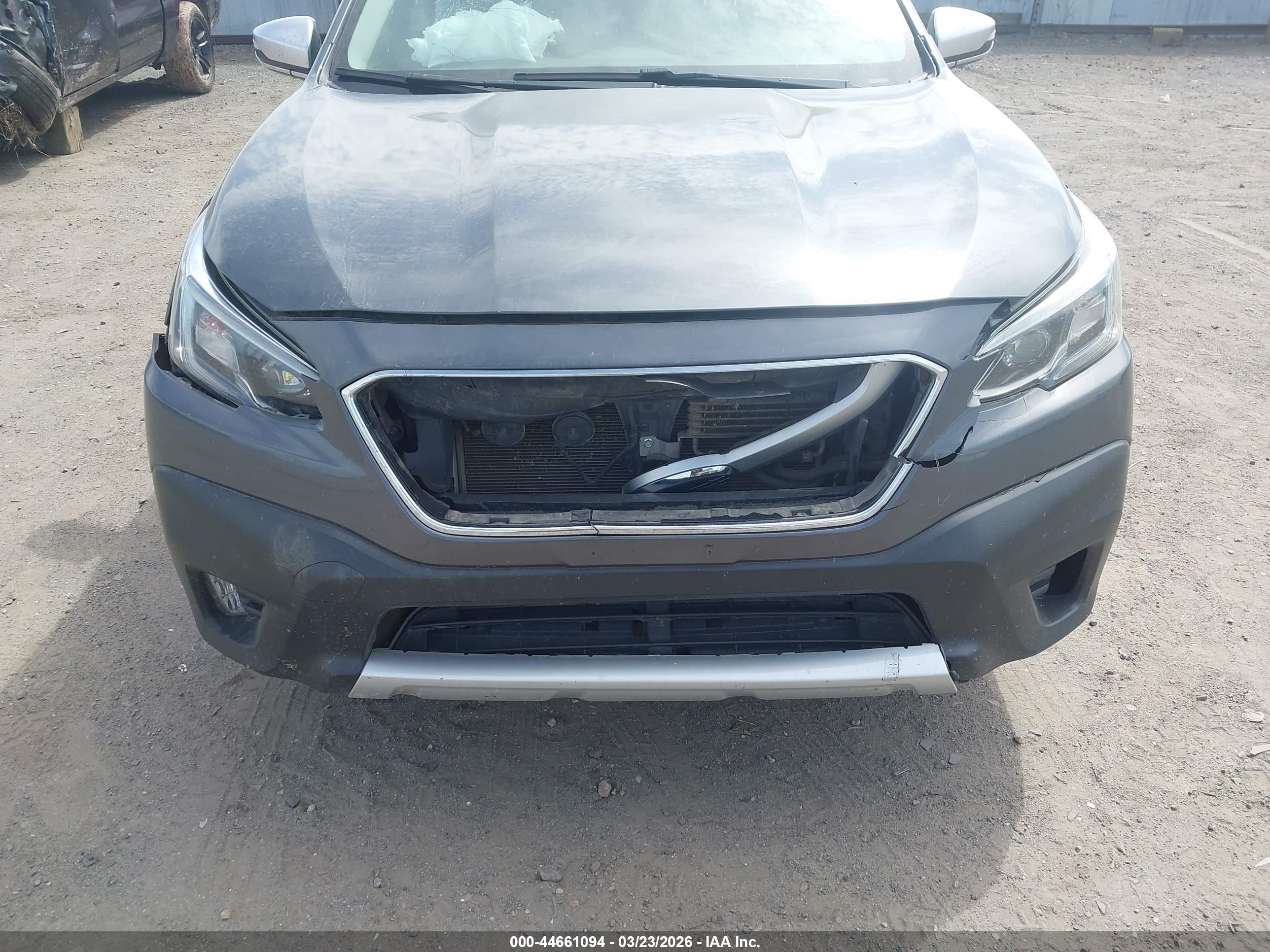 SUBARU OUTBACK image 6
