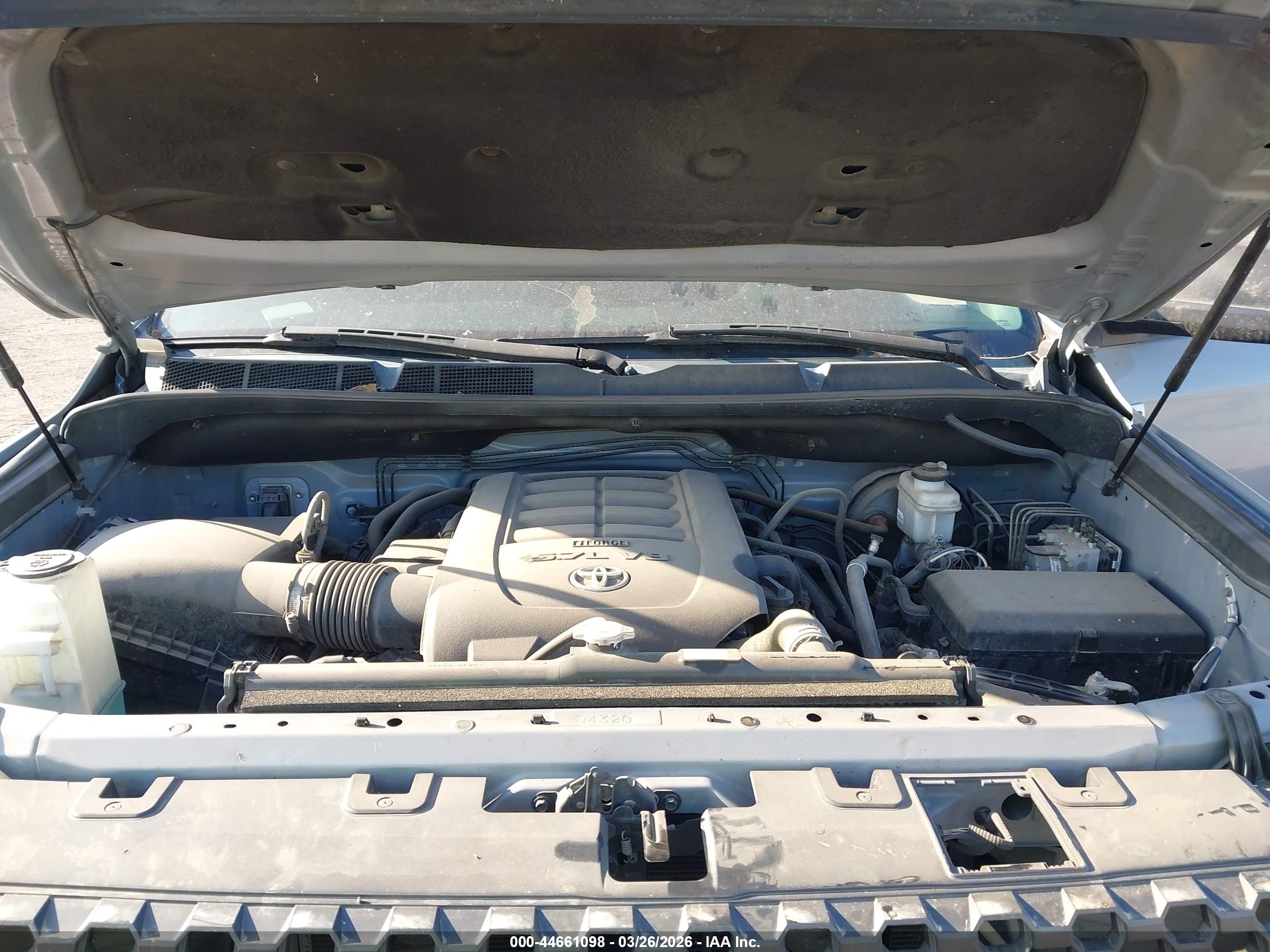 TOYOTA TUNDRA image 10