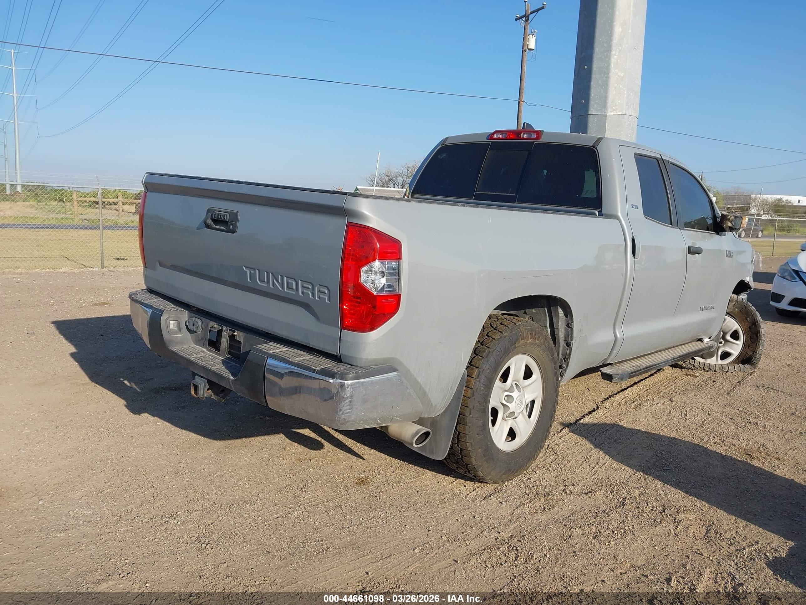 TOYOTA TUNDRA image 4