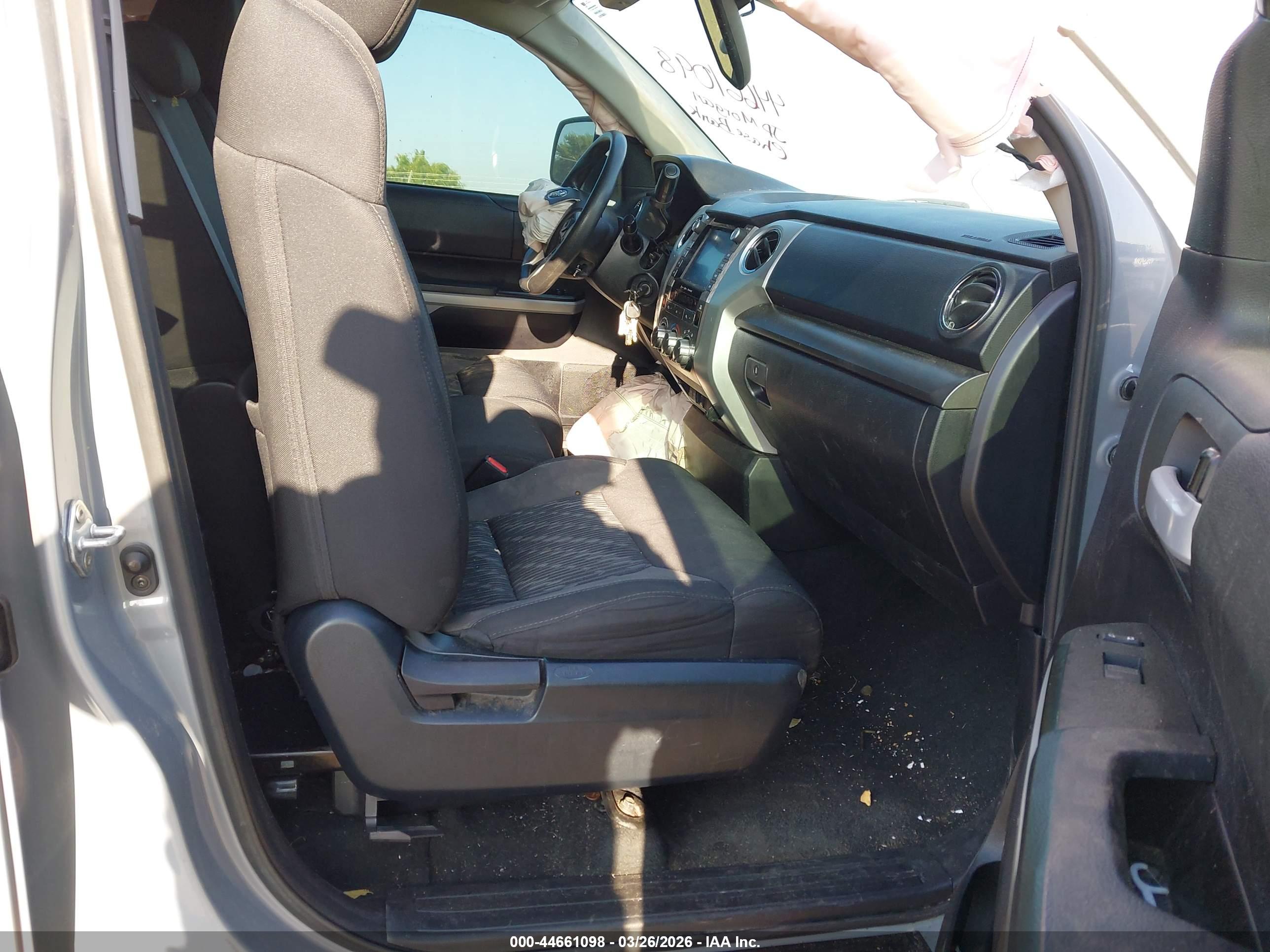 TOYOTA TUNDRA image 5