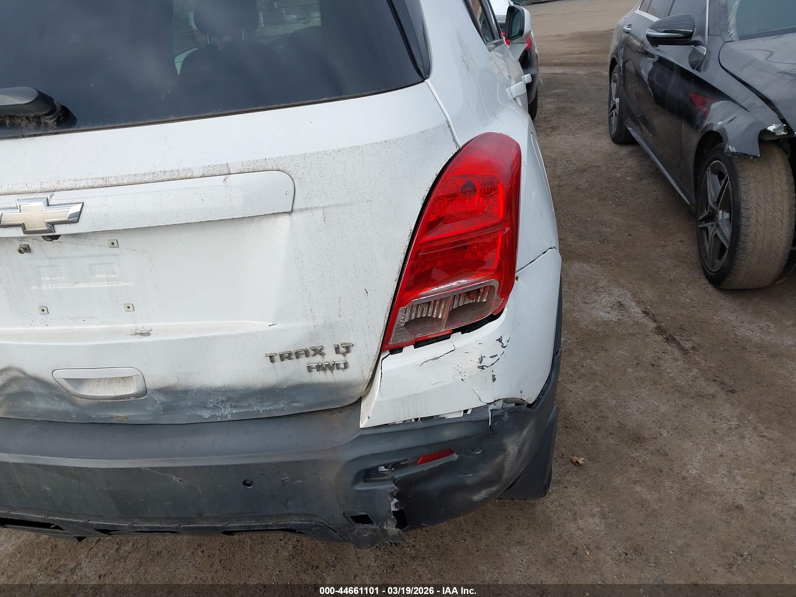 CHEVROLET TRAX image 6