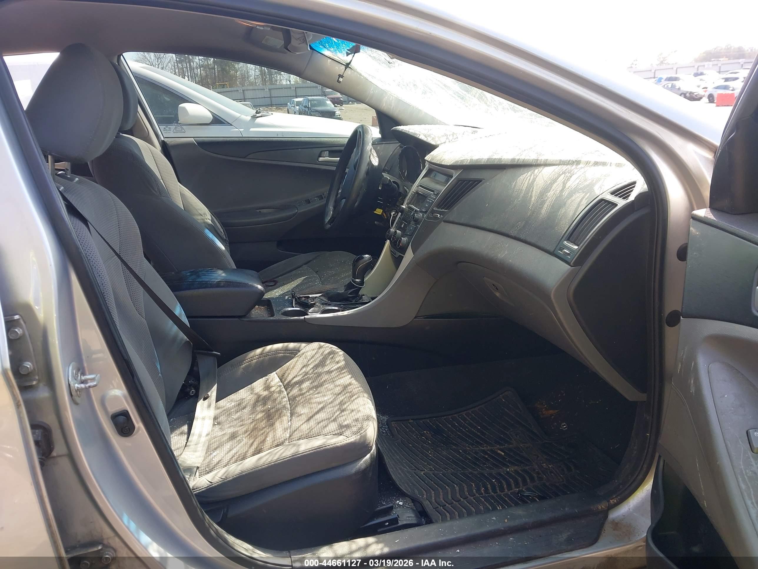 HYUNDAI SONATA image 5