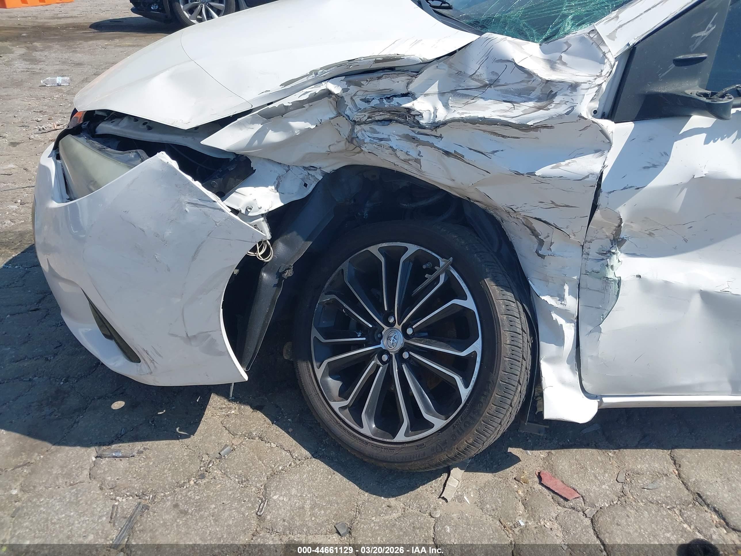 TOYOTA COROLLA image 6