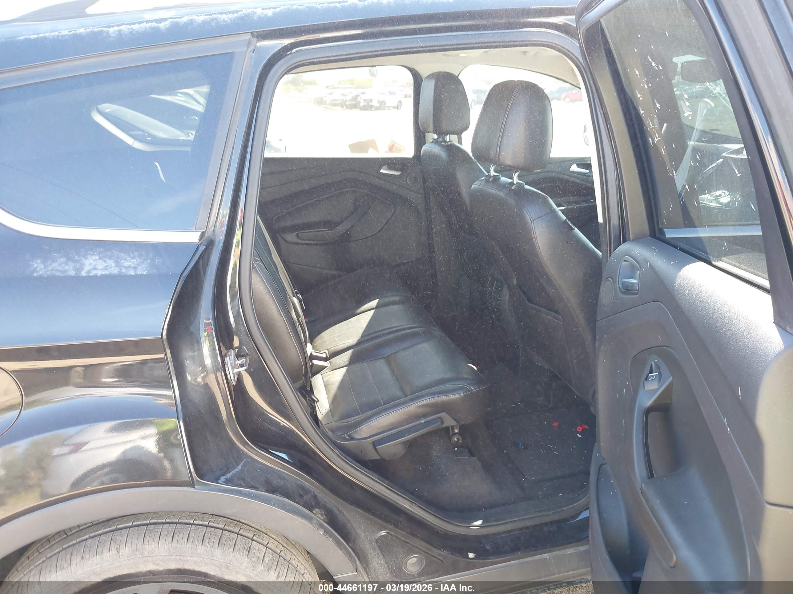 FORD ESCAPE image 8