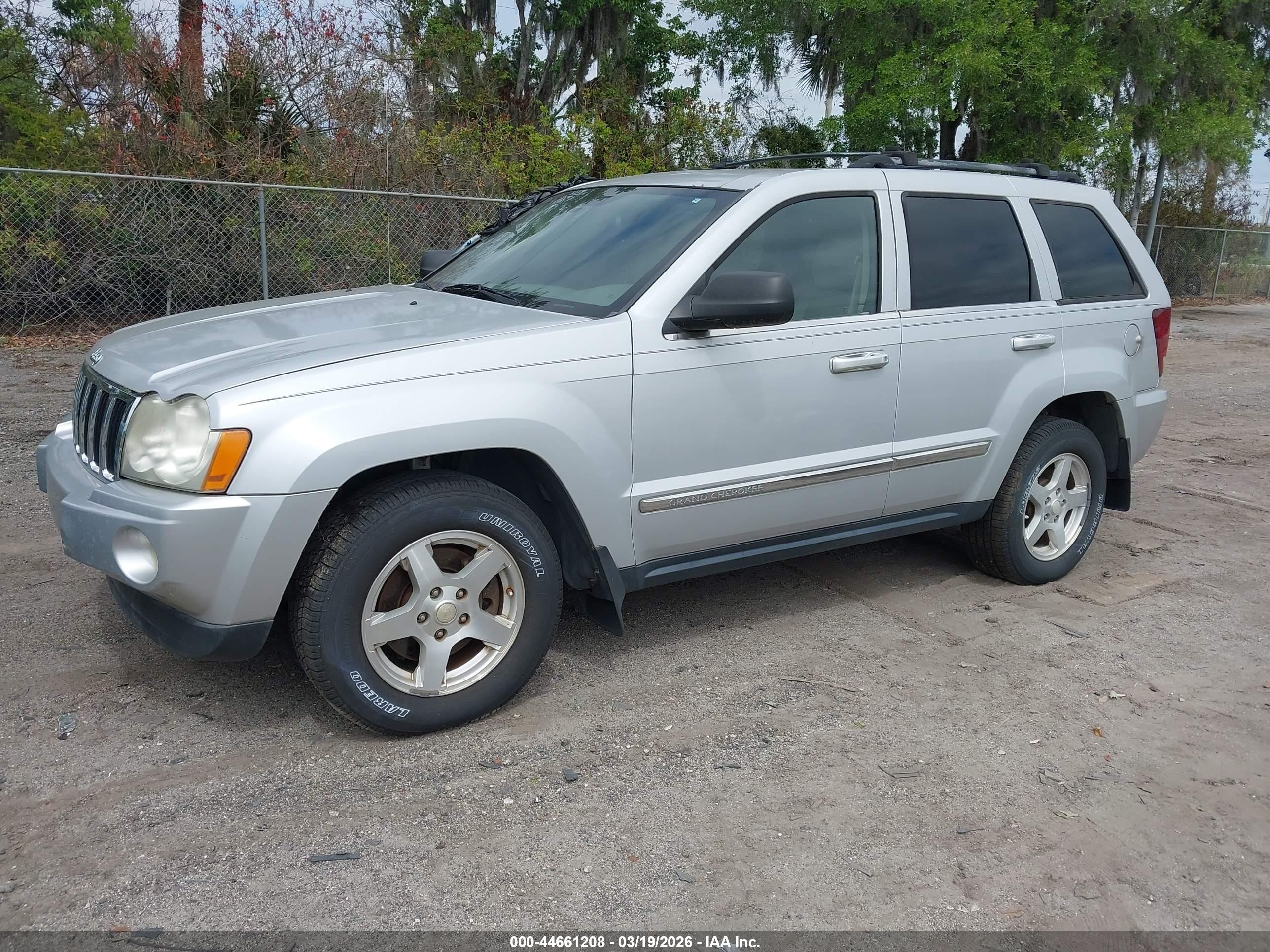 JEEP GRAND image 2