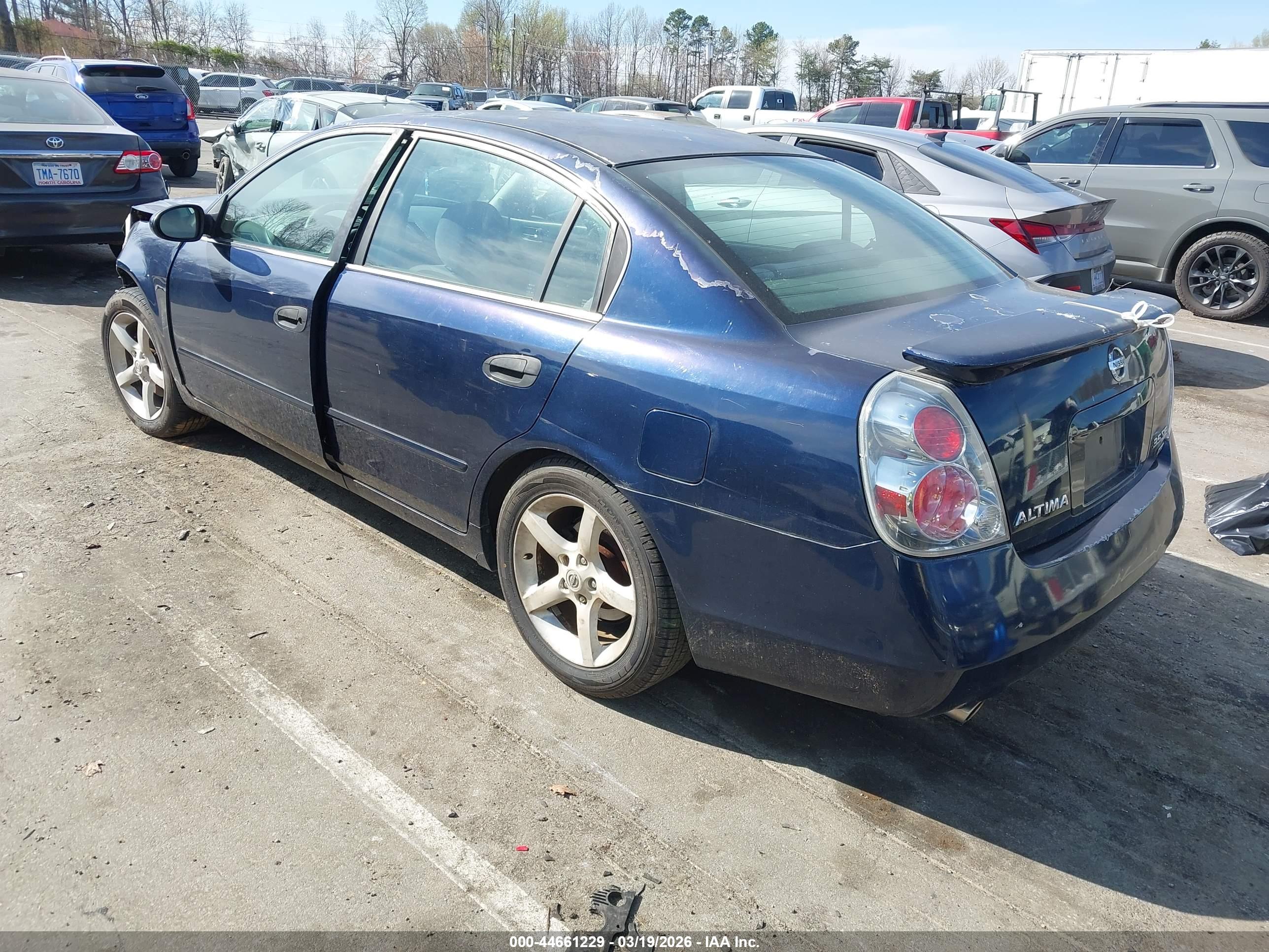 NISSAN ALTIMA image 3