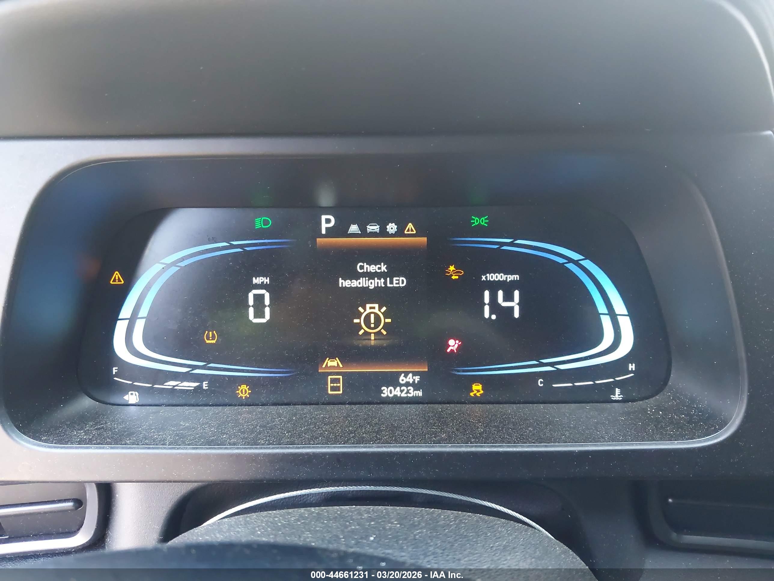 HYUNDAI ELANTRA image 7