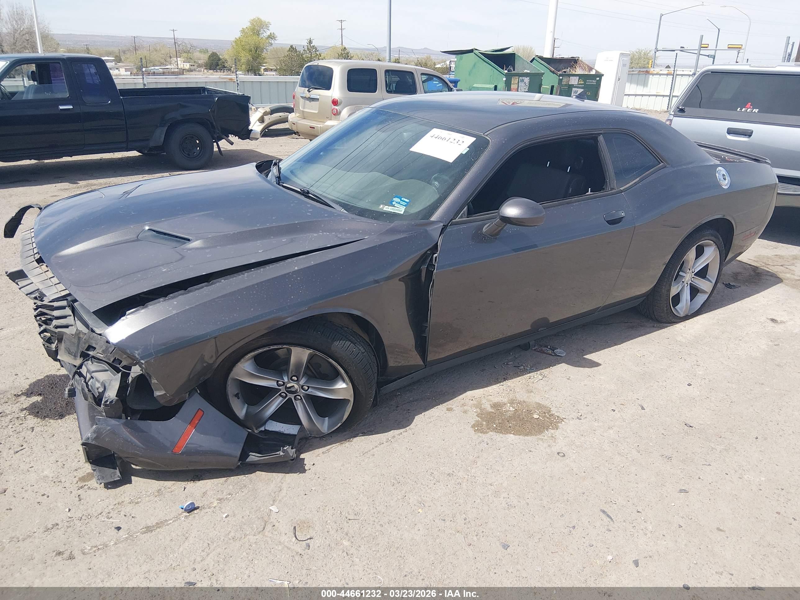 DODGE CHALLENGER image 2