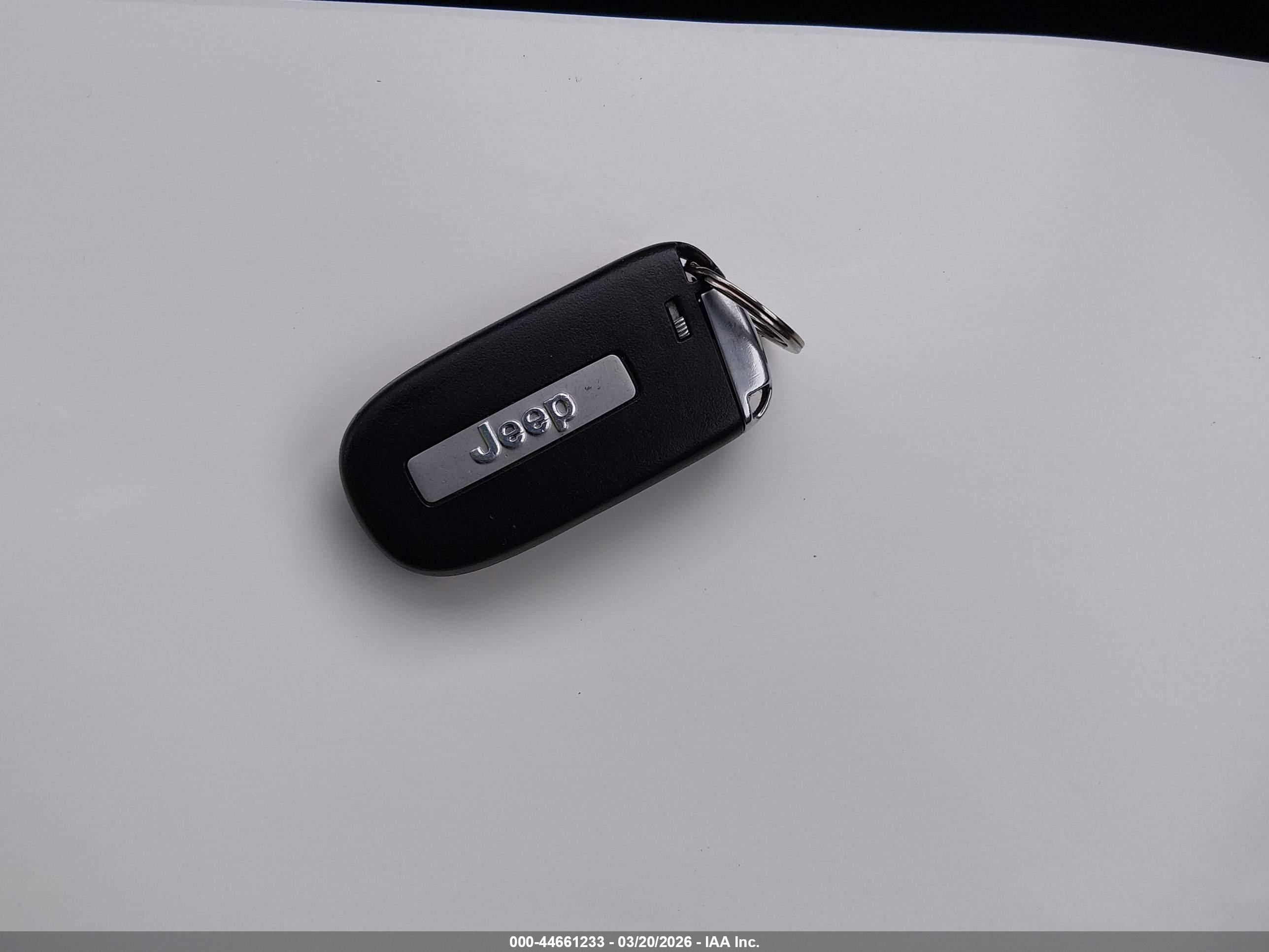 JEEP CHEROKEE image 11