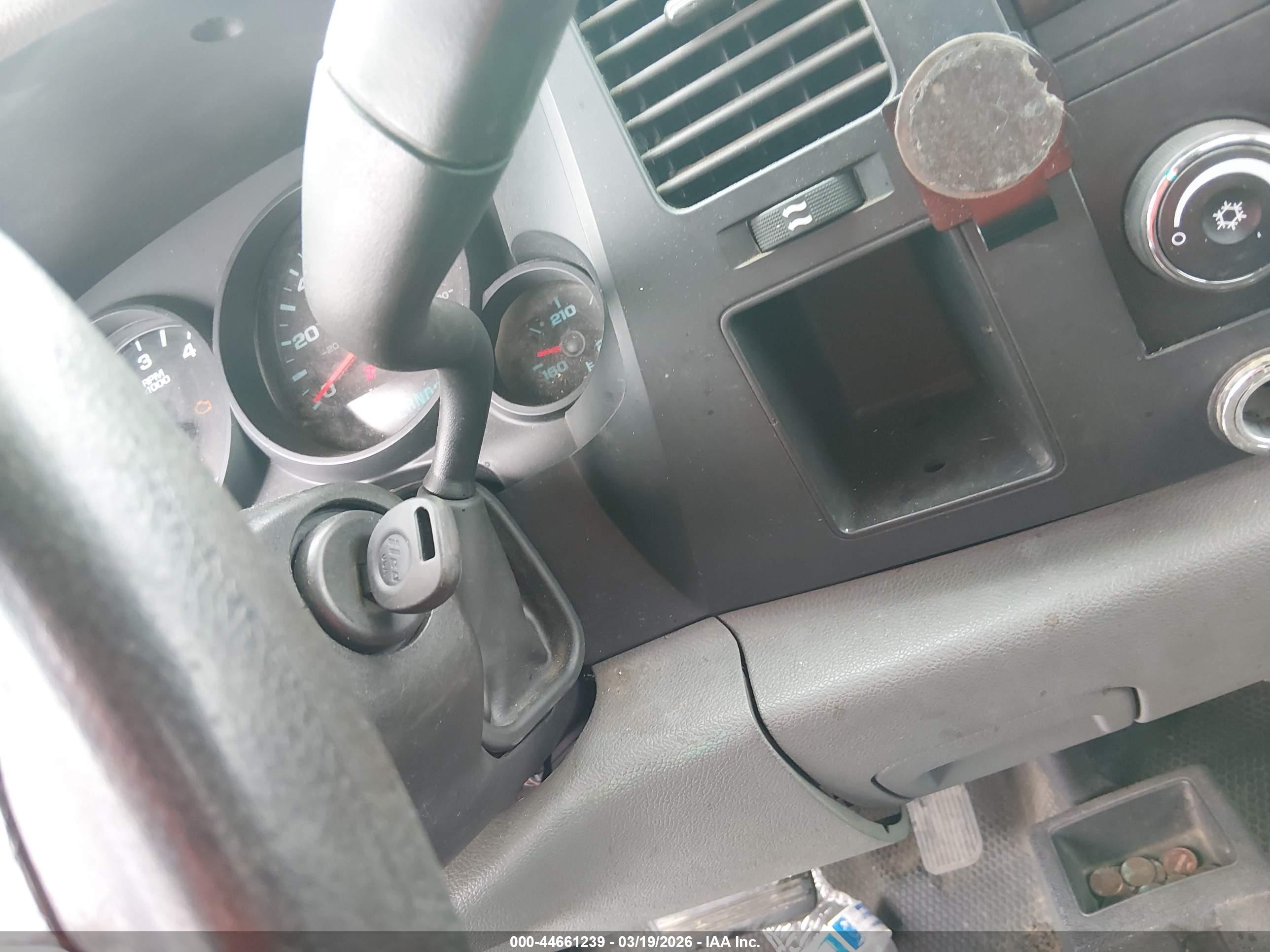 GMC SIERRA image 11