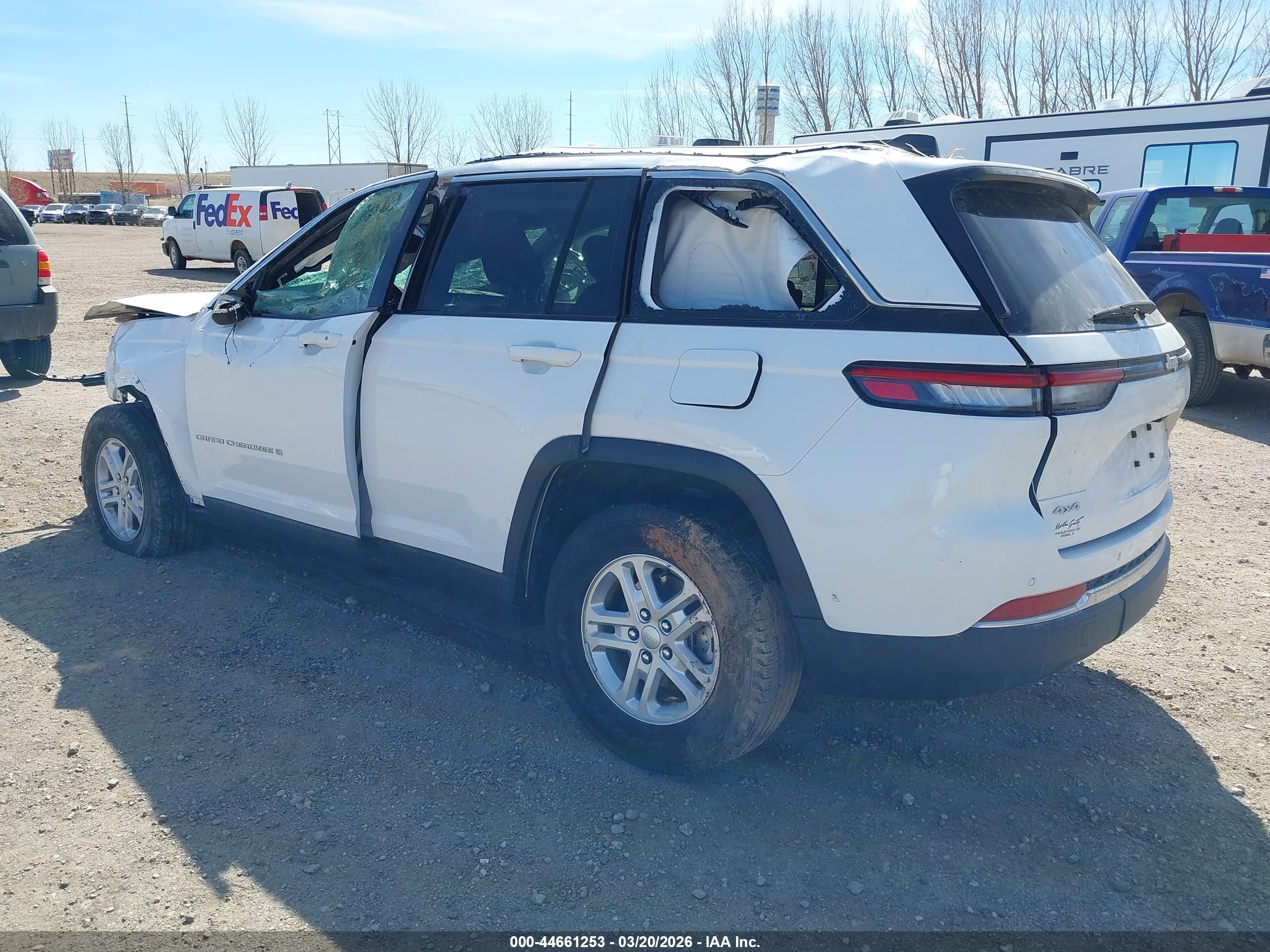 JEEP GRAND image 3