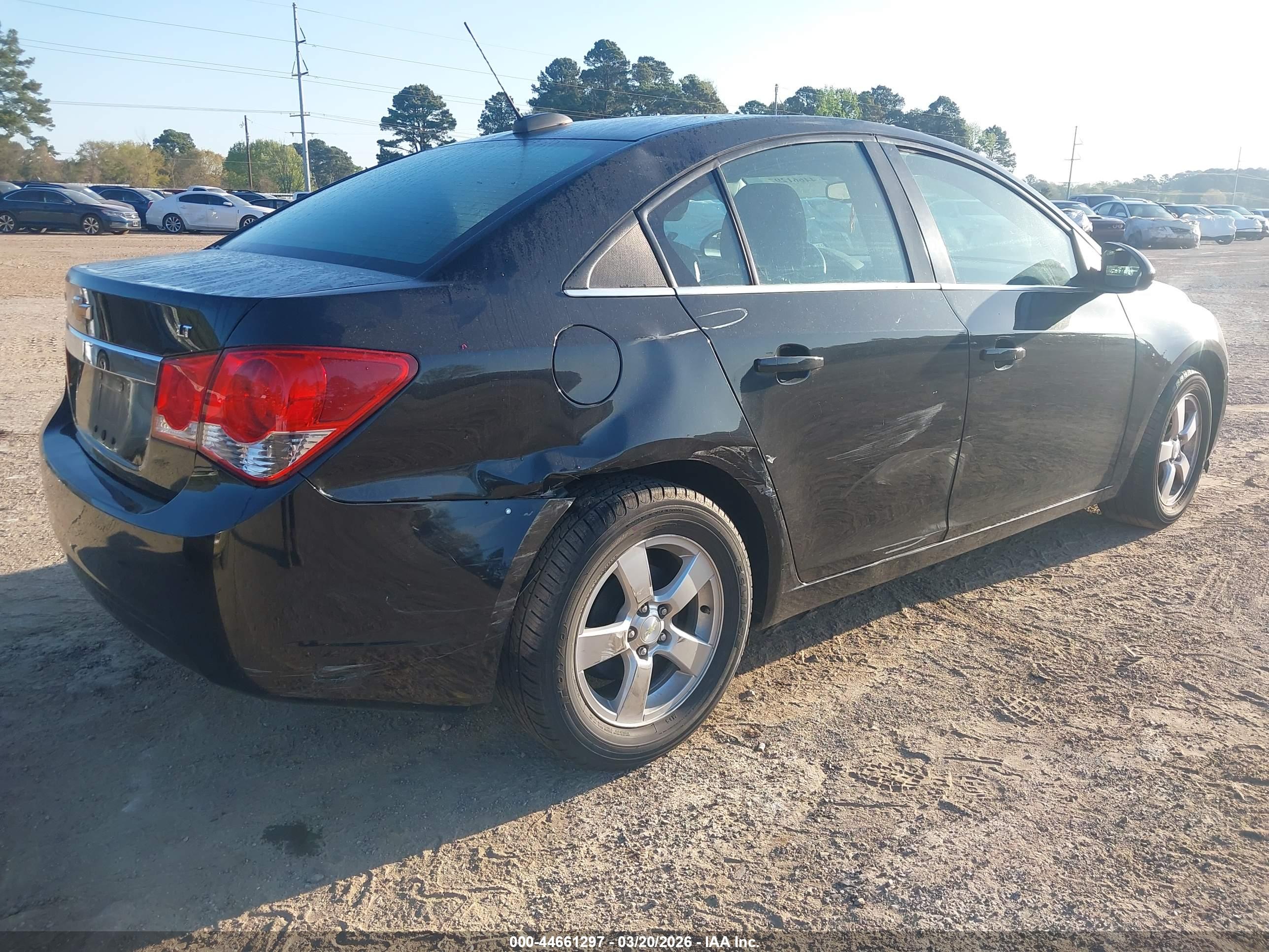 CHEVROLET CRUZE image 4
