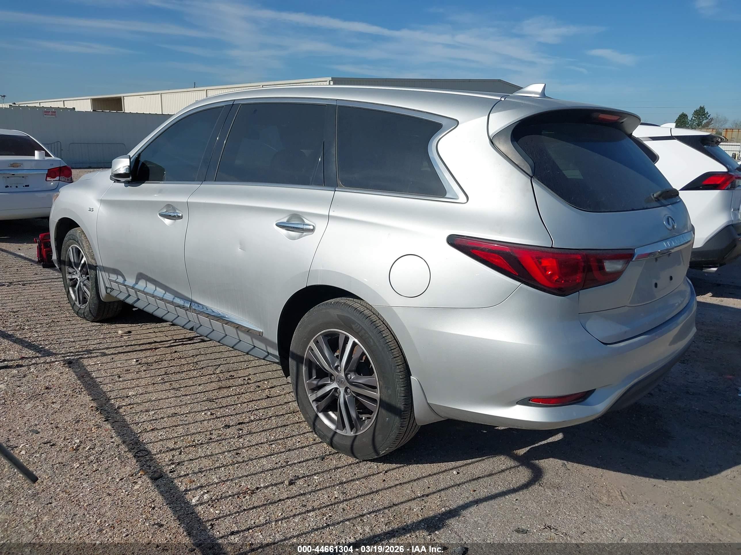 INFINITI QX60 image 3