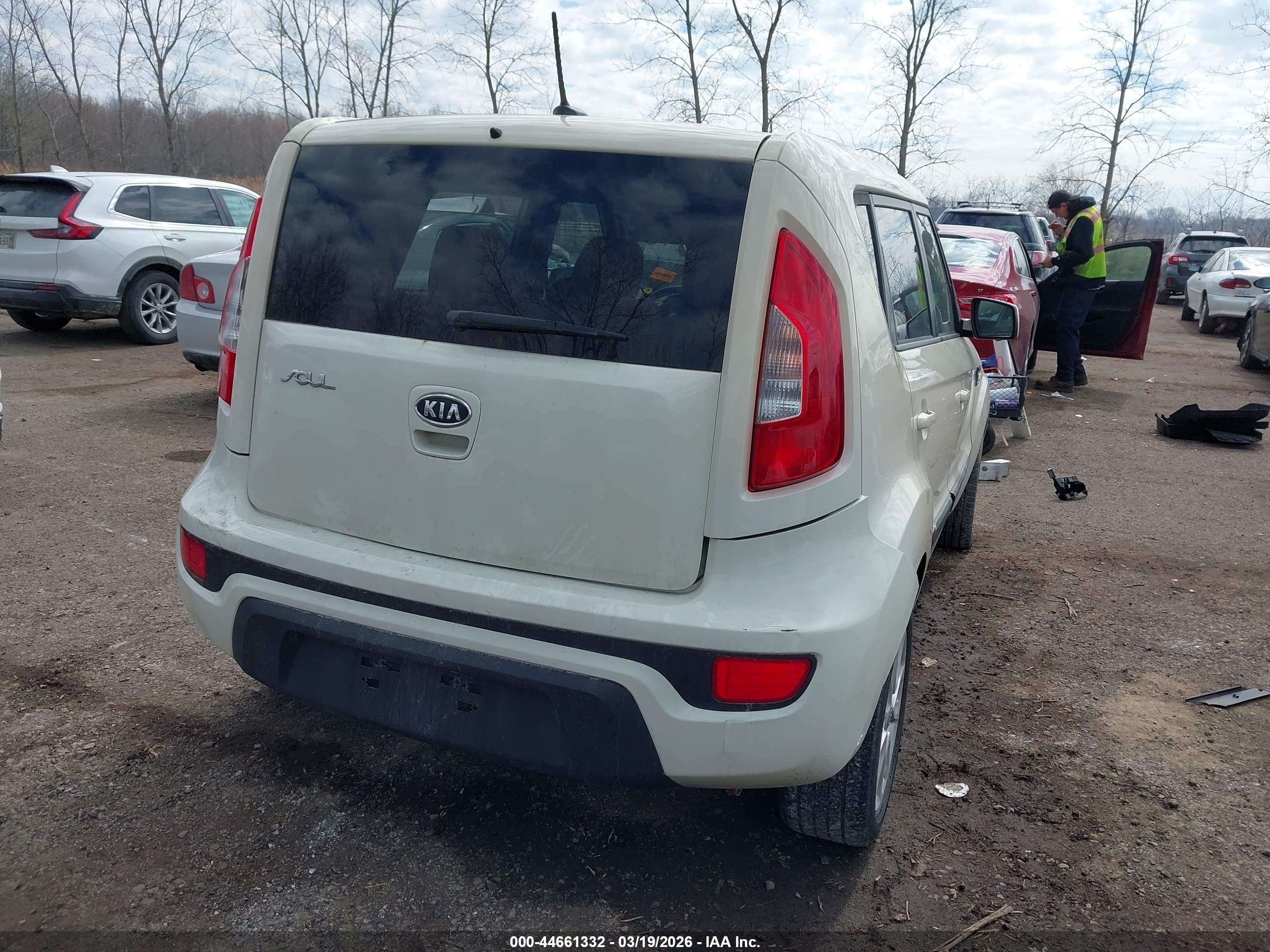 KIA SOUL image 4