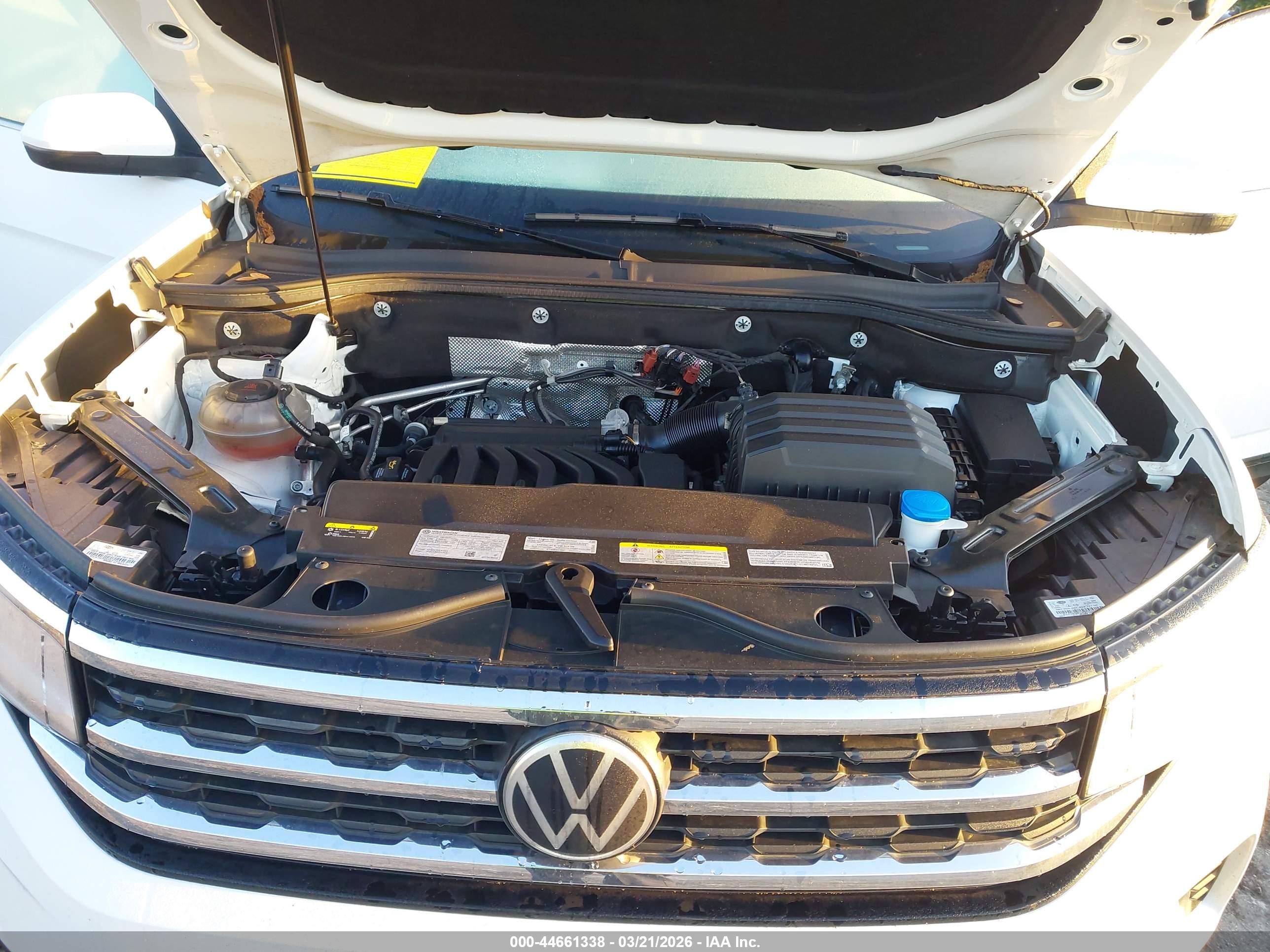 VOLKSWAGEN ATLAS image 10