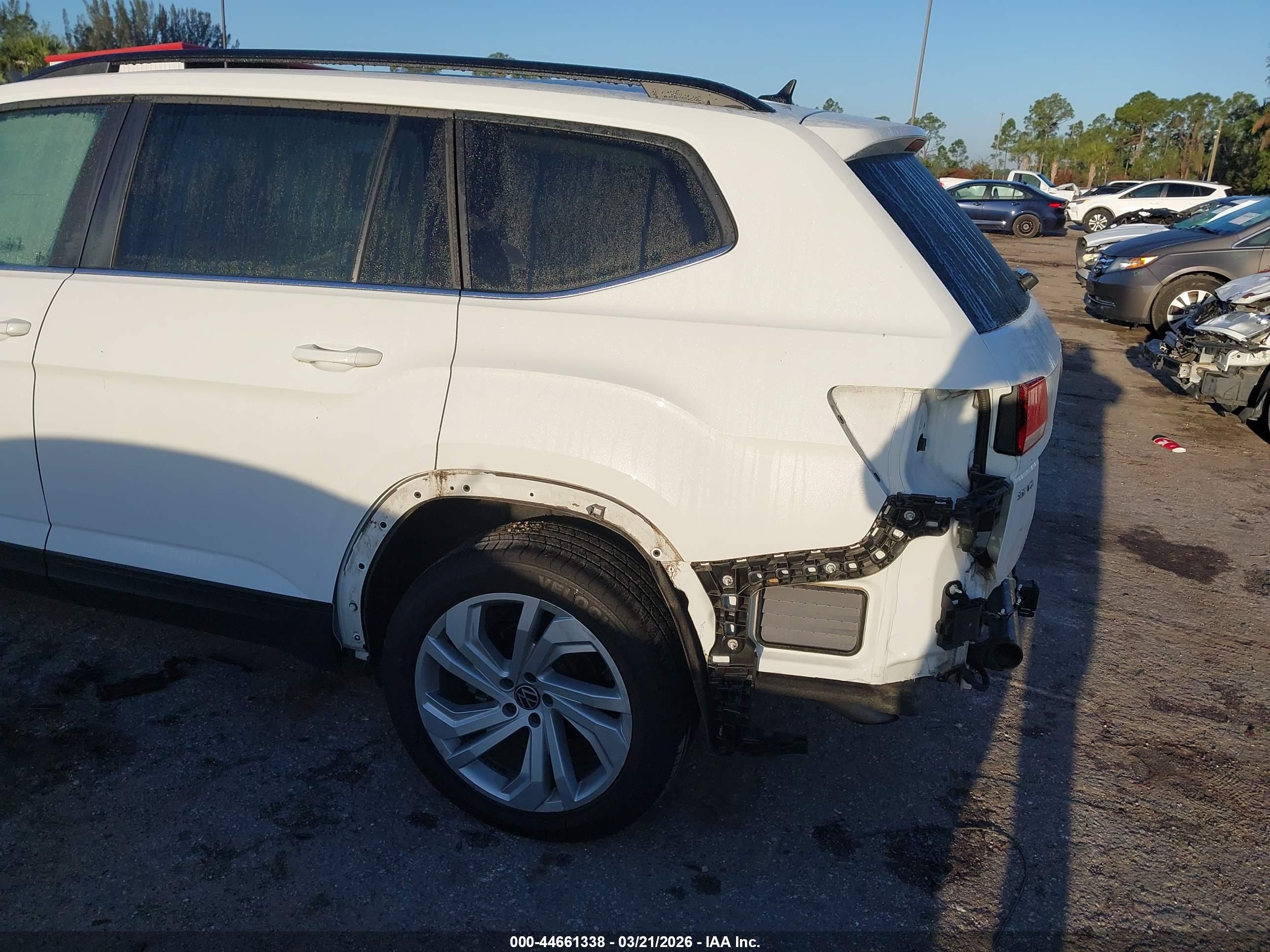 VOLKSWAGEN ATLAS image 6