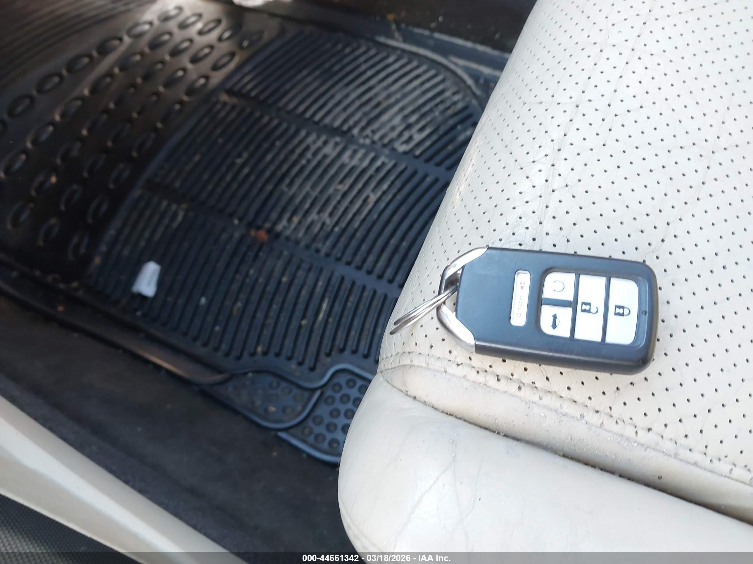 ACURA TL image 11