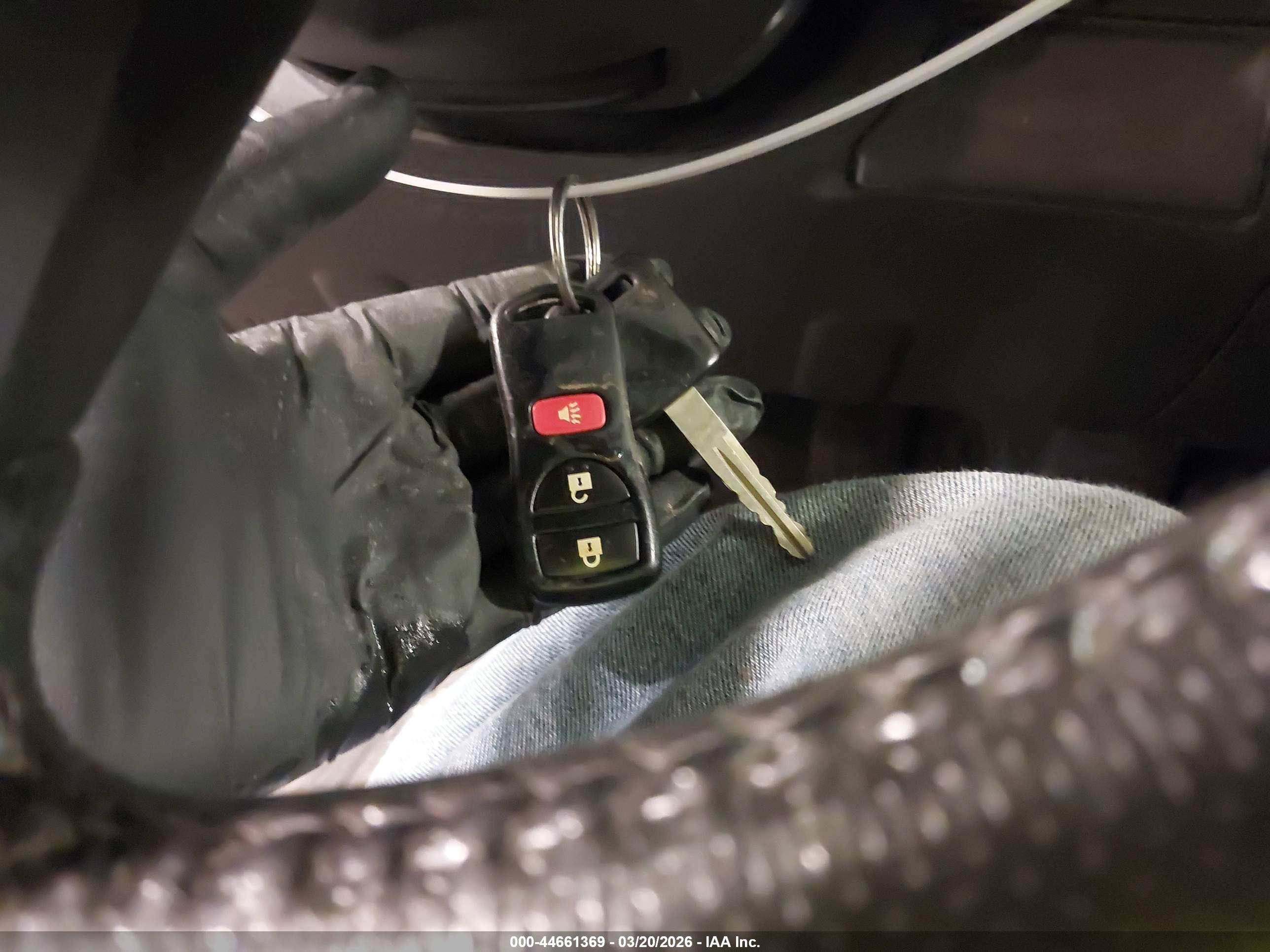 NISSAN FRONTIER image 11