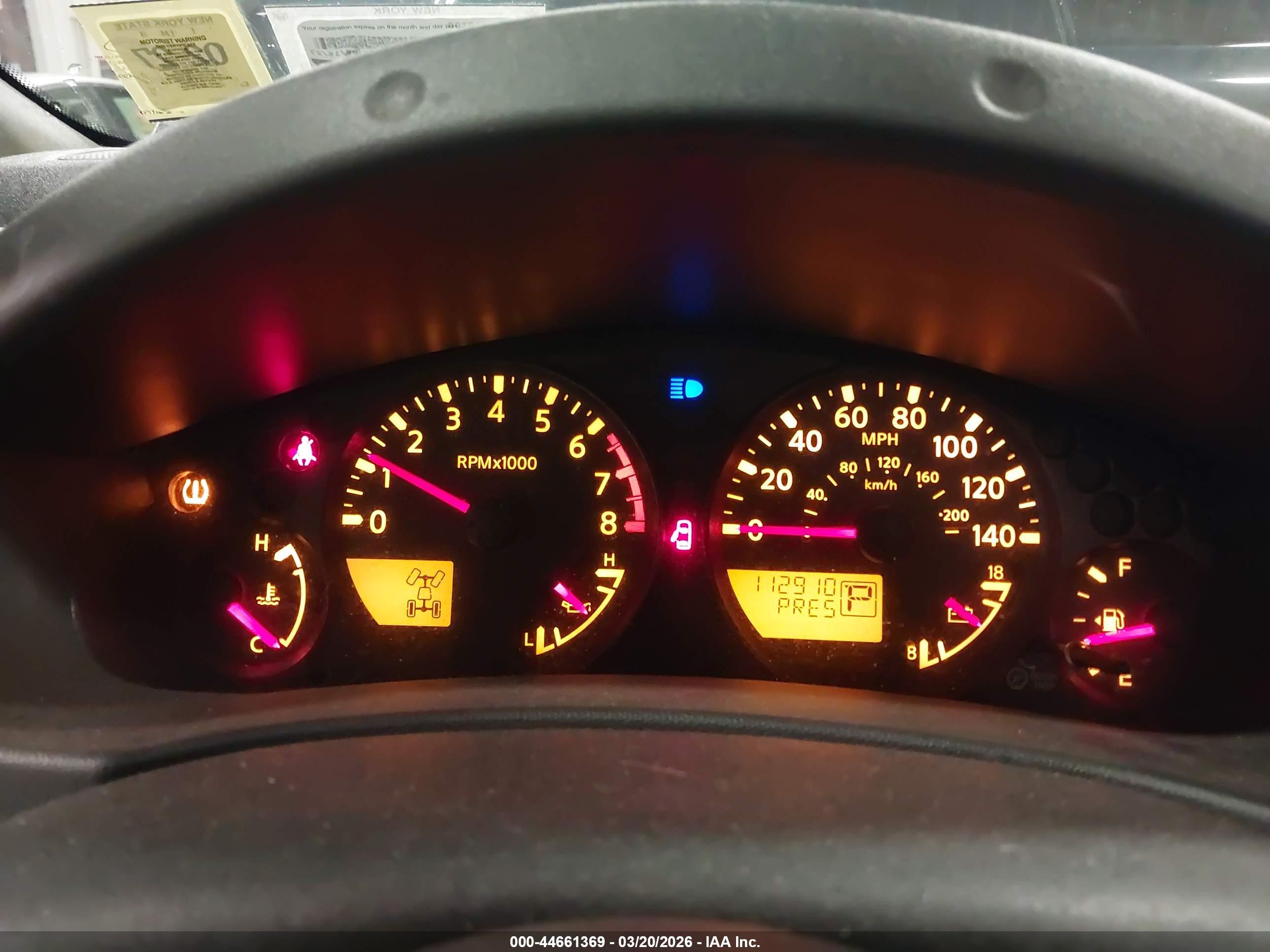 NISSAN FRONTIER image 7