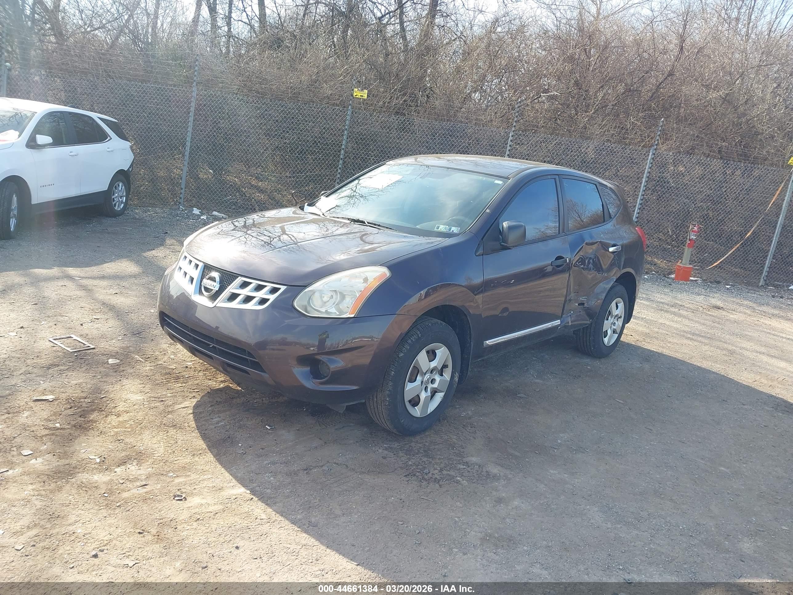 NISSAN ROGUE image 2
