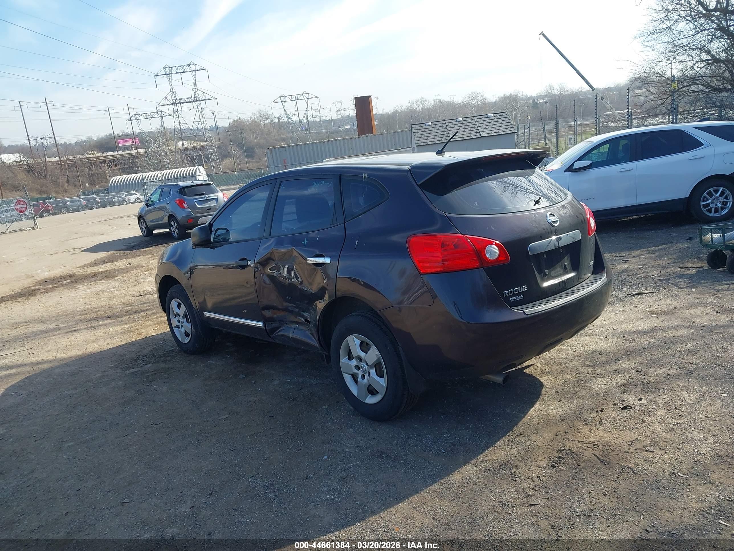 NISSAN ROGUE image 3