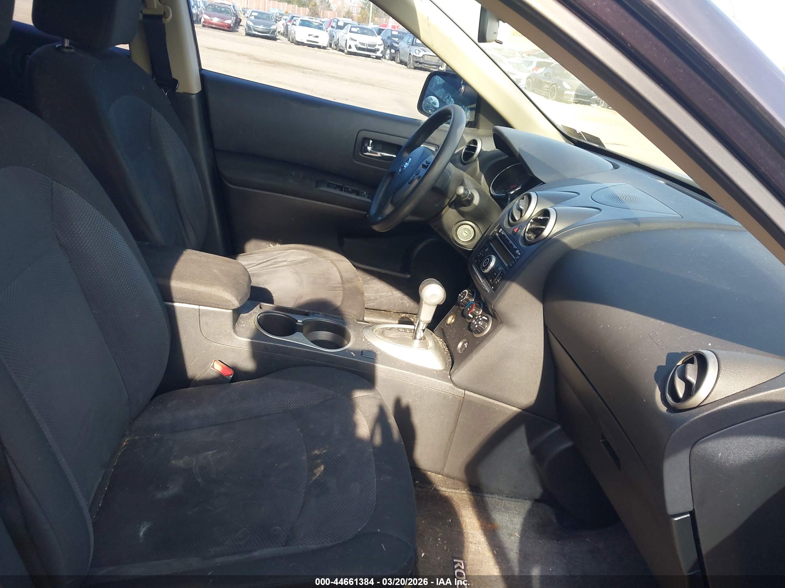 NISSAN ROGUE image 5