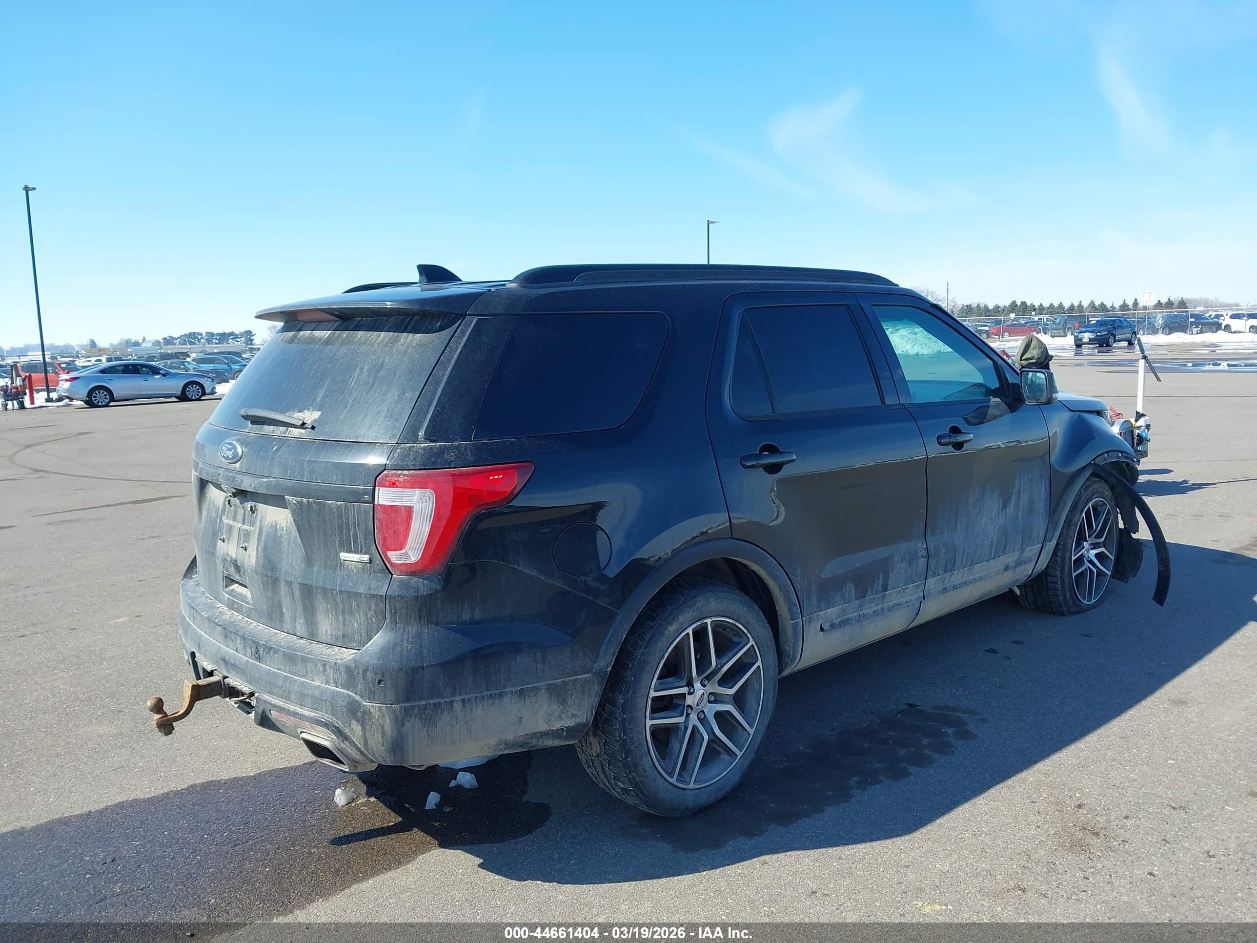 FORD EXPLORER image 4