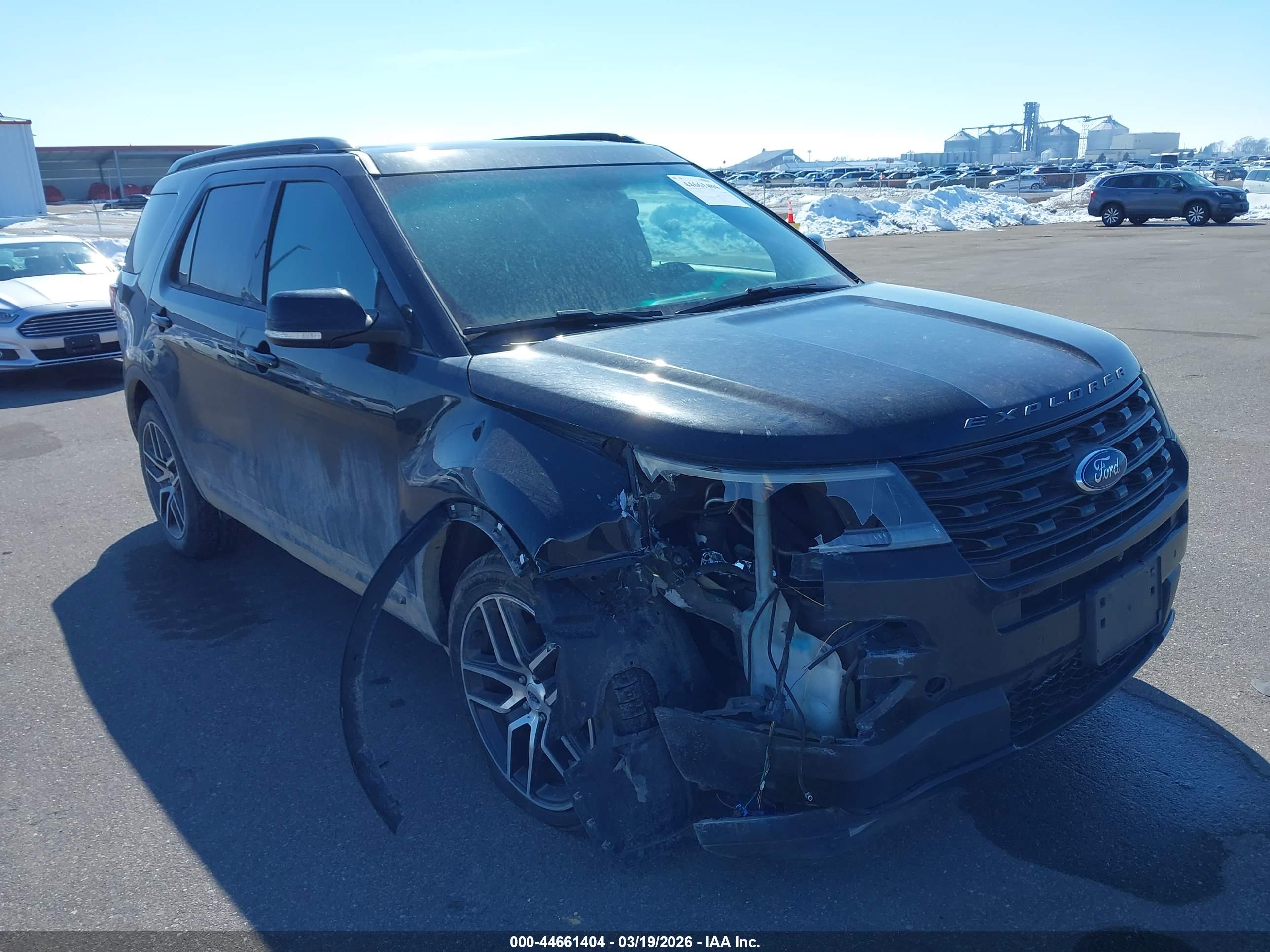 FORD EXPLORER image 6