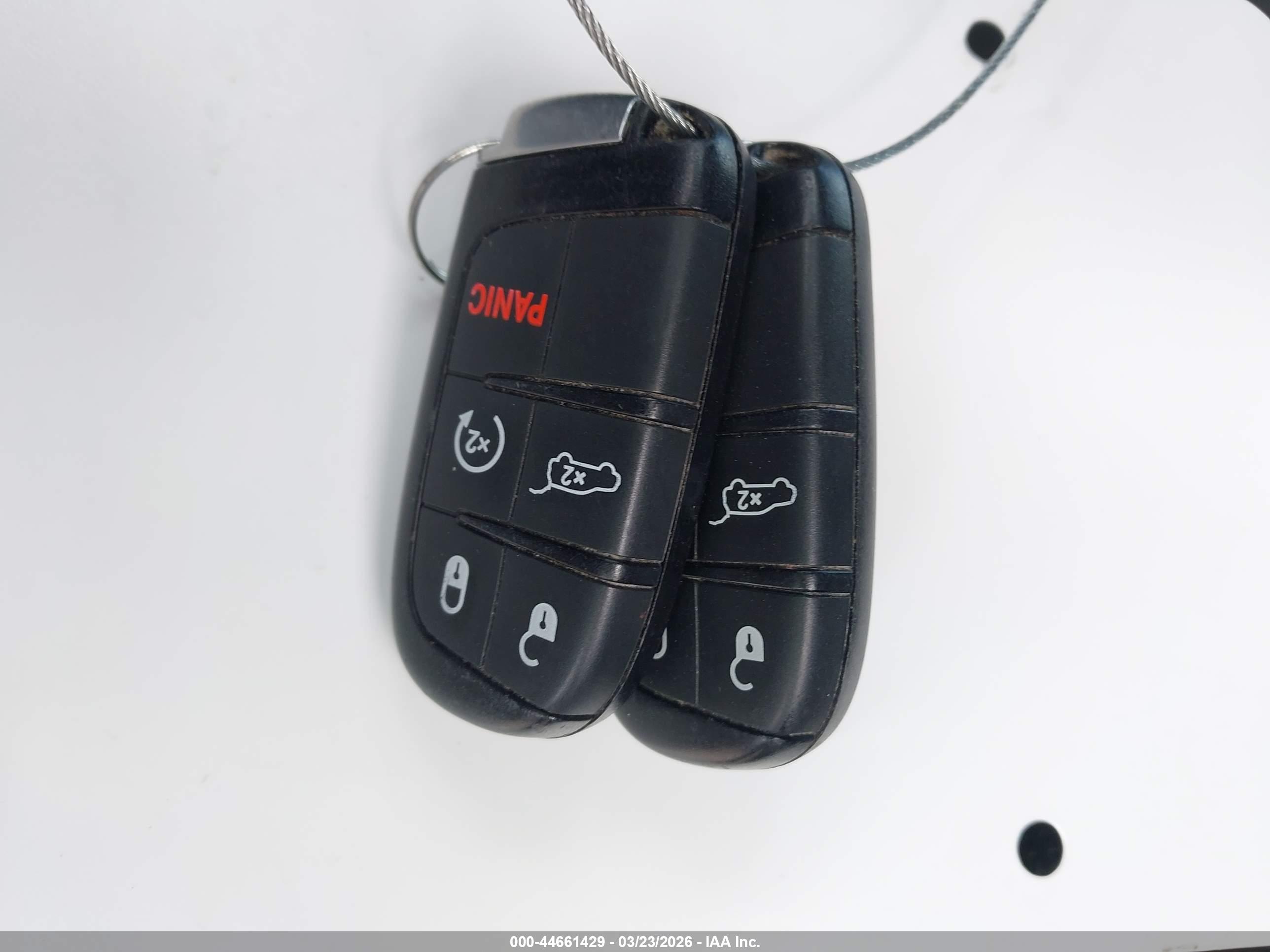JEEP GRAND image 11
