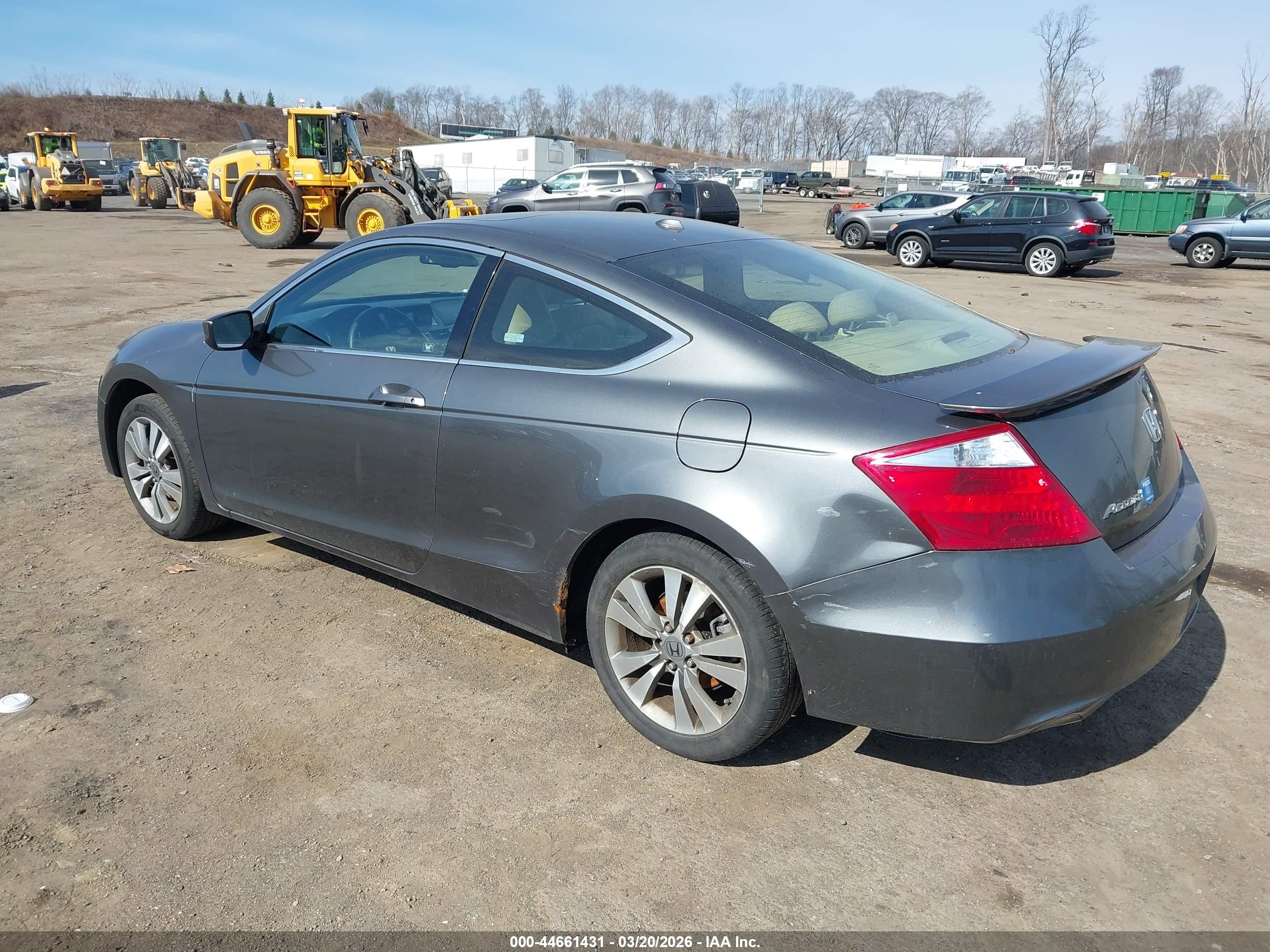 HONDA ACCORD image 3