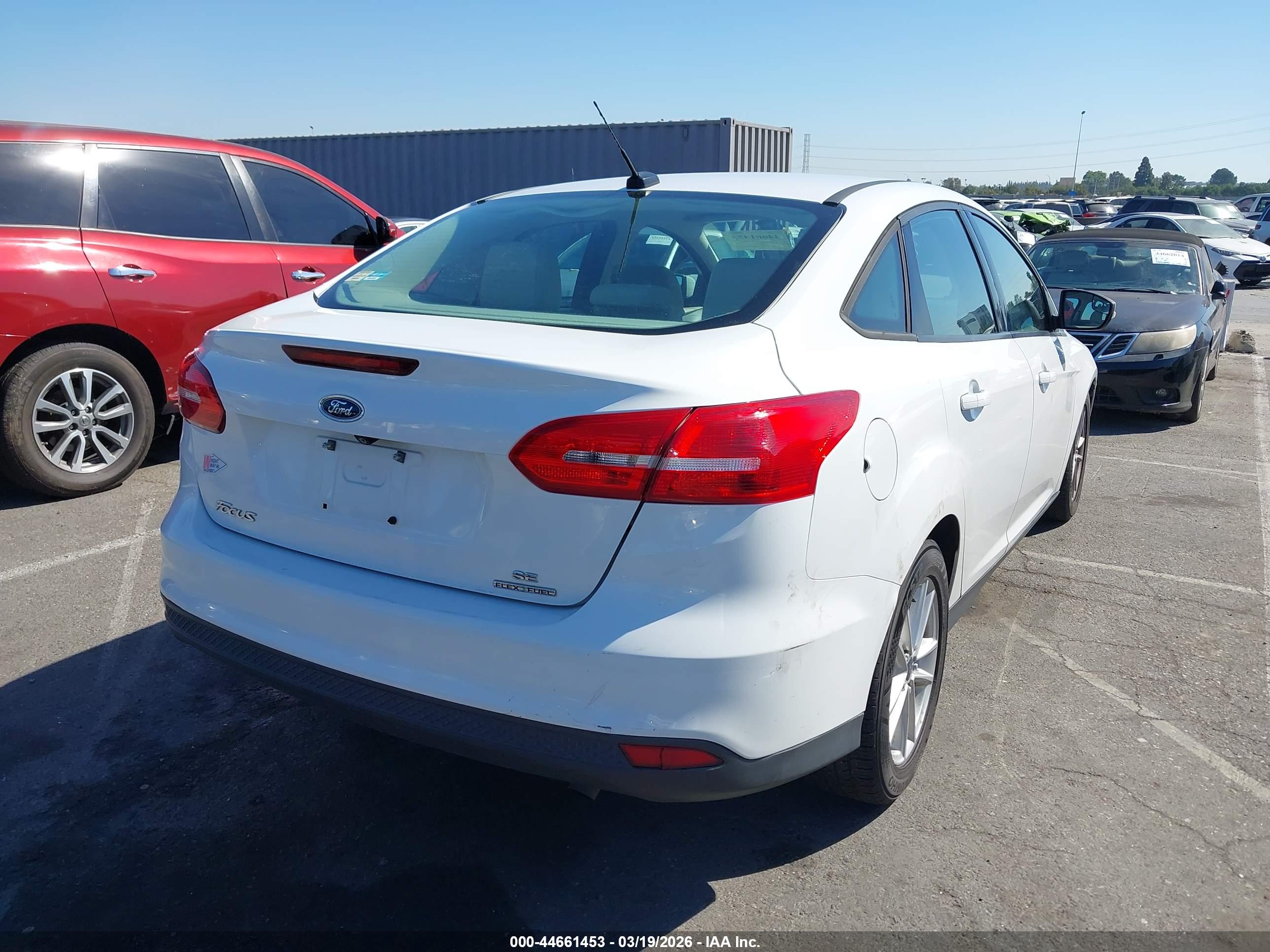FORD FOCUS image 4
