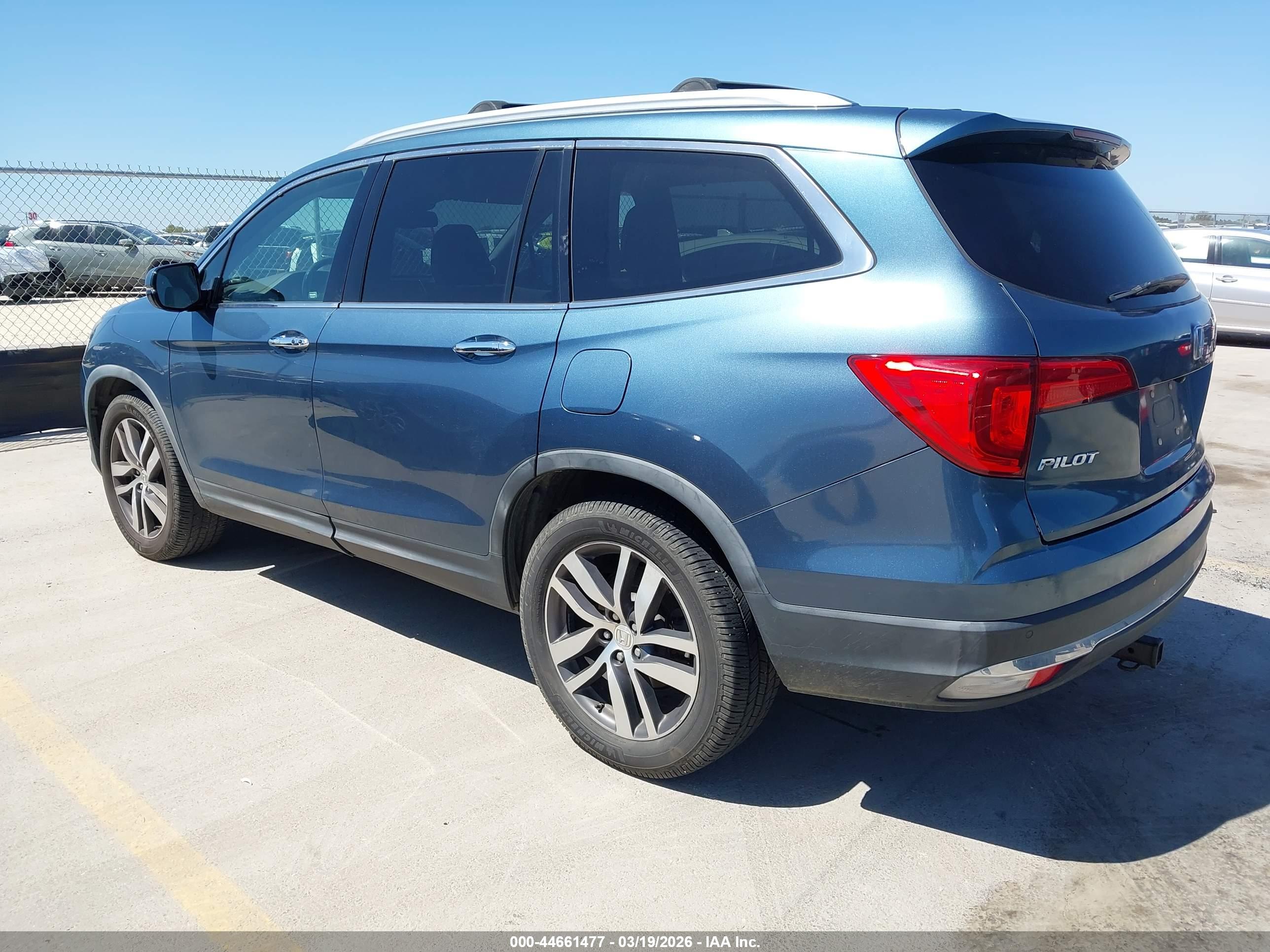 HONDA PILOT image 3