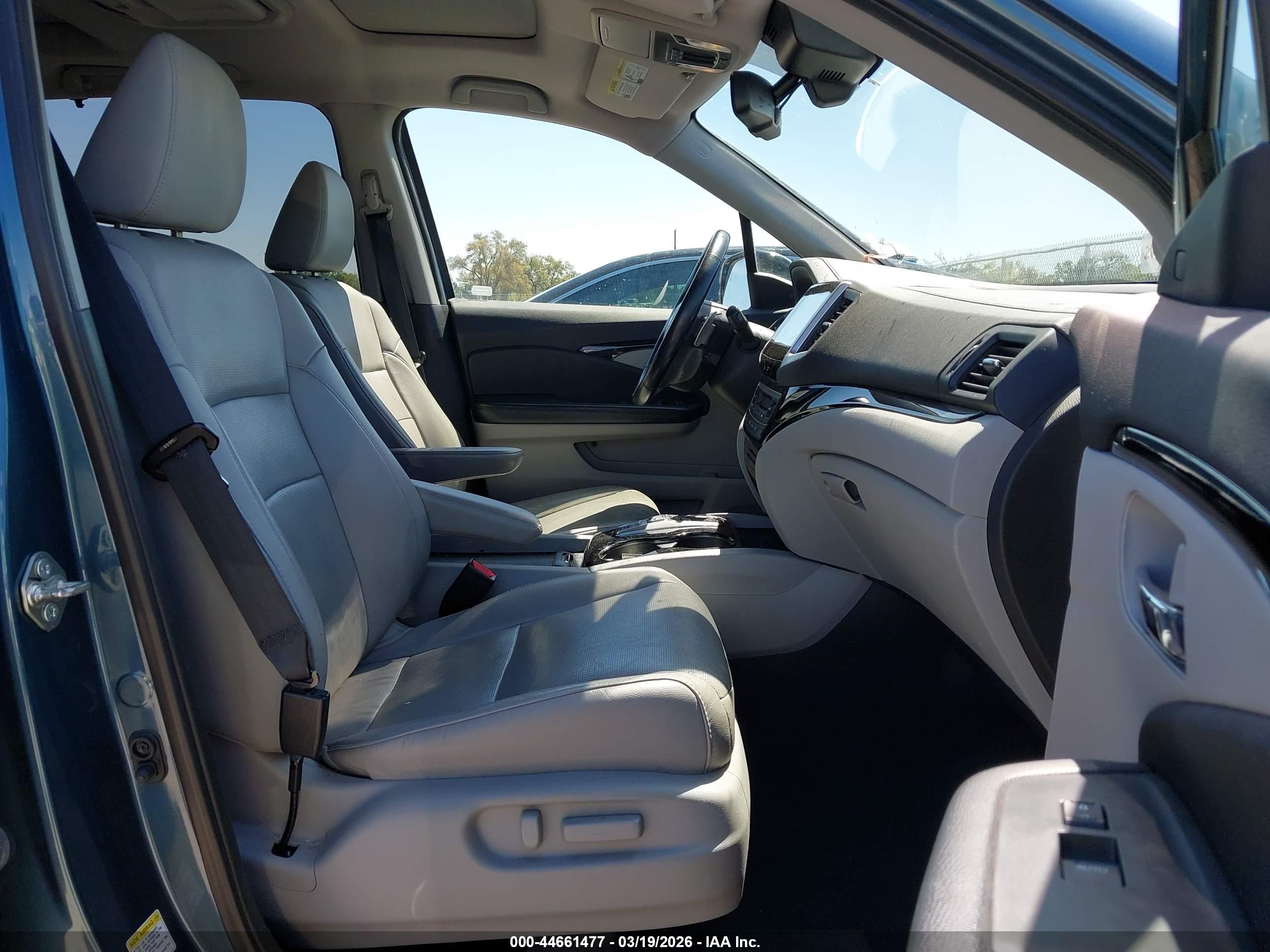 HONDA PILOT image 5