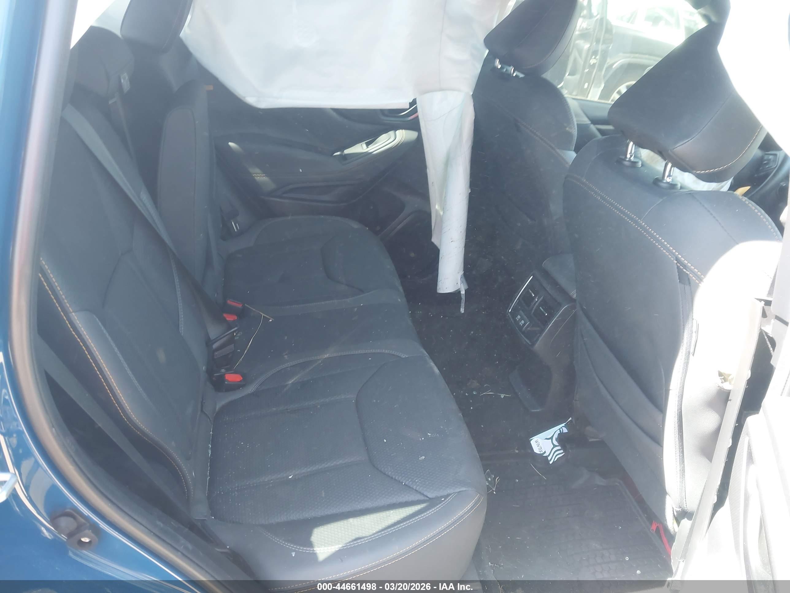 SUBARU FORESTER image 8